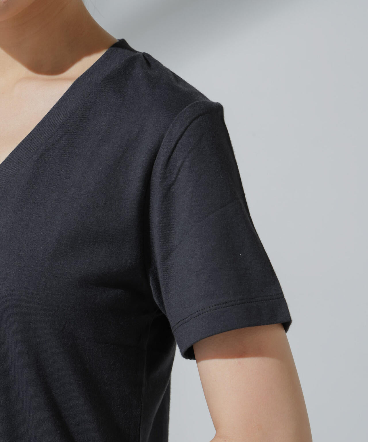 Anti Soaked(R) 汗染み防止 VネックTシャツ 6694124303