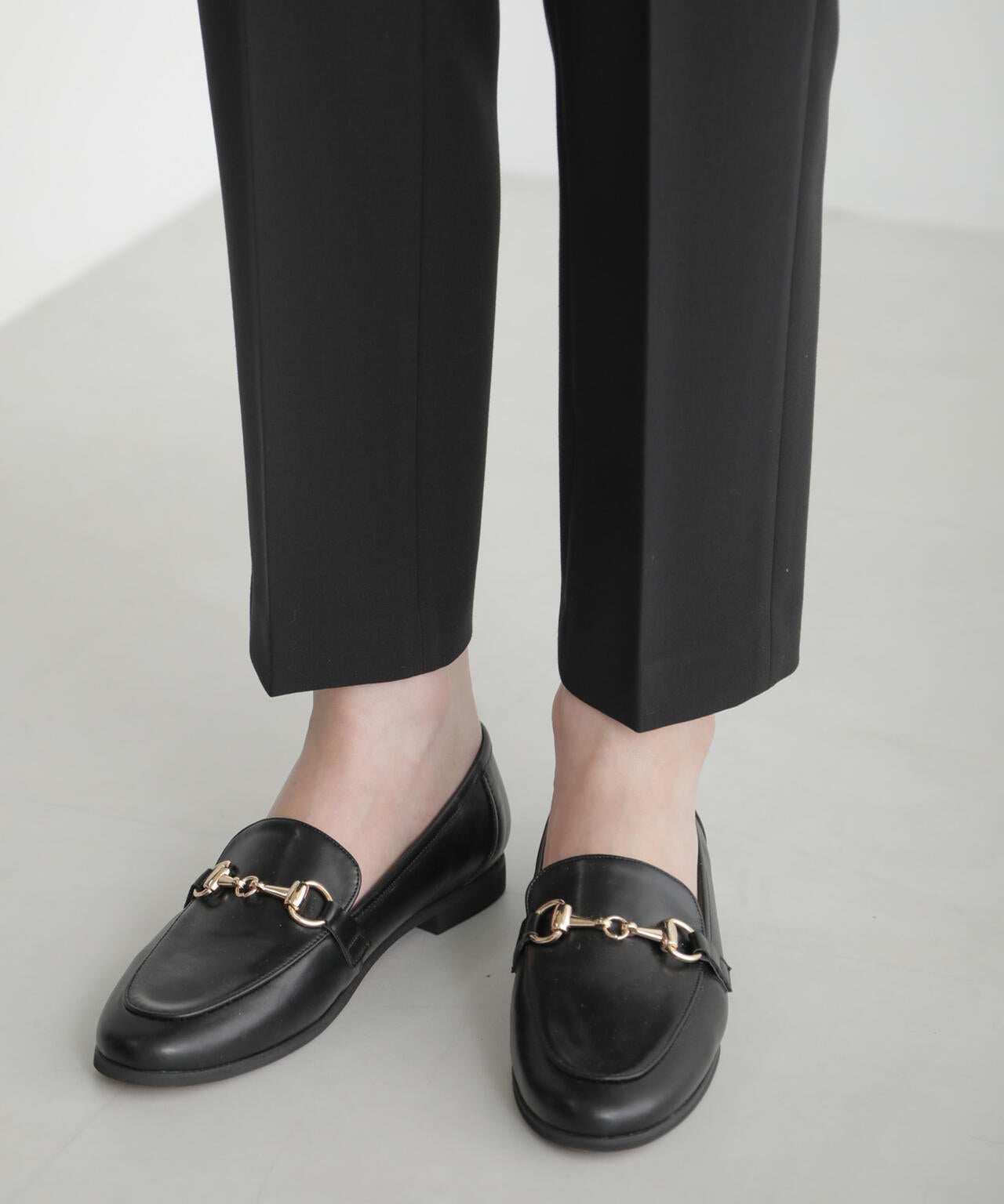 スリムテーパードパンツ 6694127306