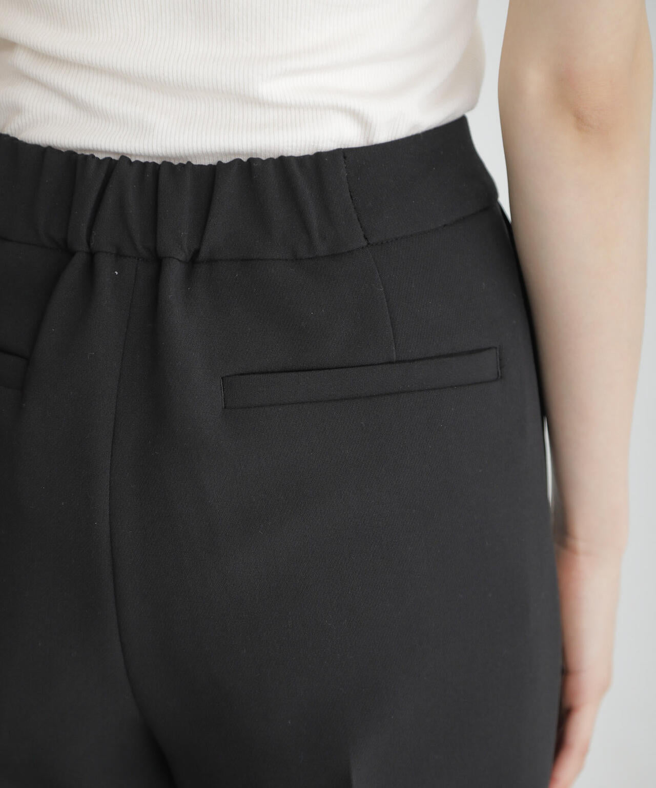 スリムテーパードパンツ 6694127306