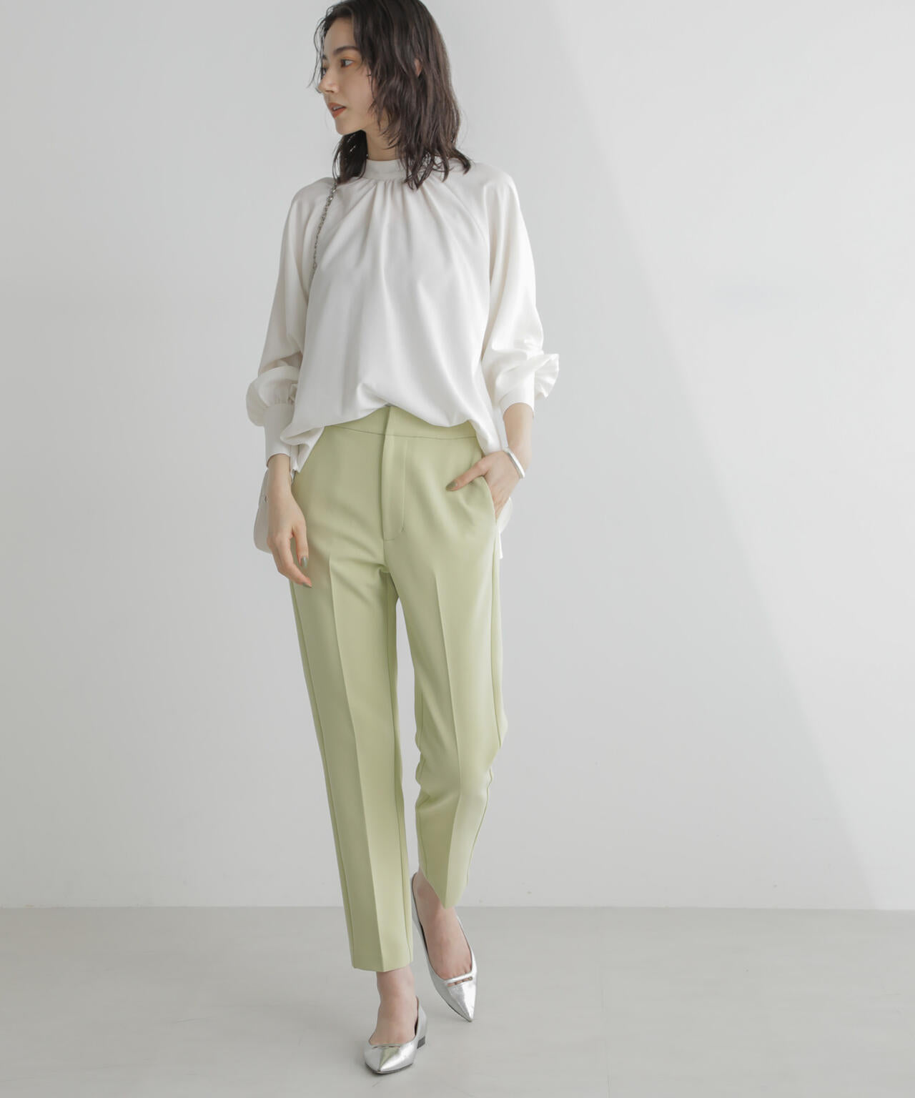 スリムテーパードパンツ 6694127306