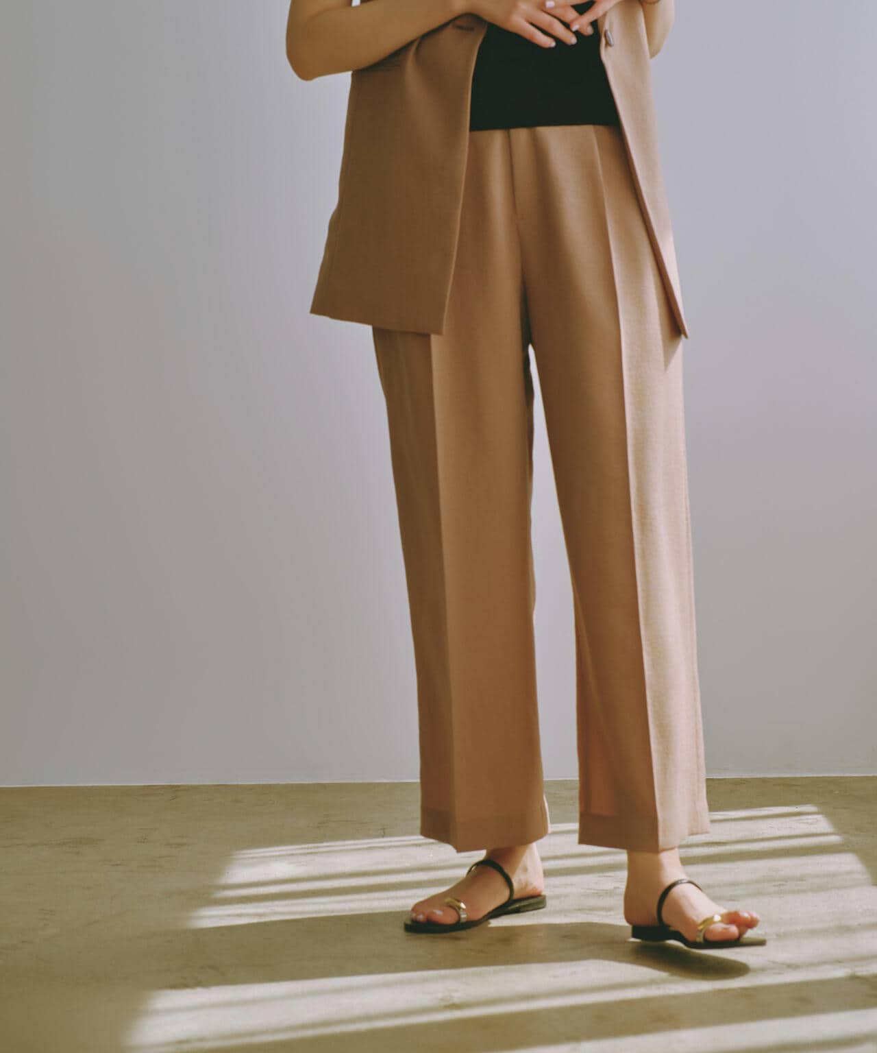 <洗濯機使用可><ノンアイロン>メランジドライ ベルト付きワイドパンツ(セットアップ可) 6694127308