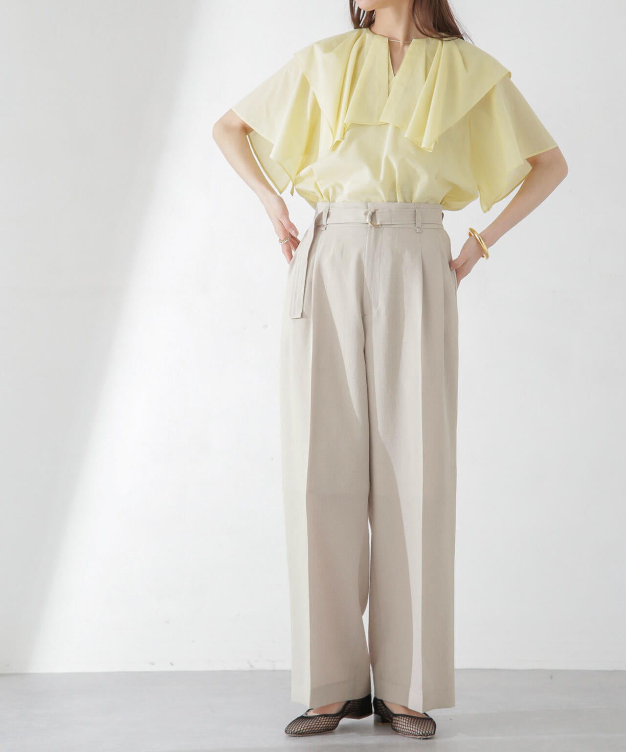 <洗濯機使用可><ノンアイロン>メランジドライ ベルト付きワイドパンツ(セットアップ可) 6694127308