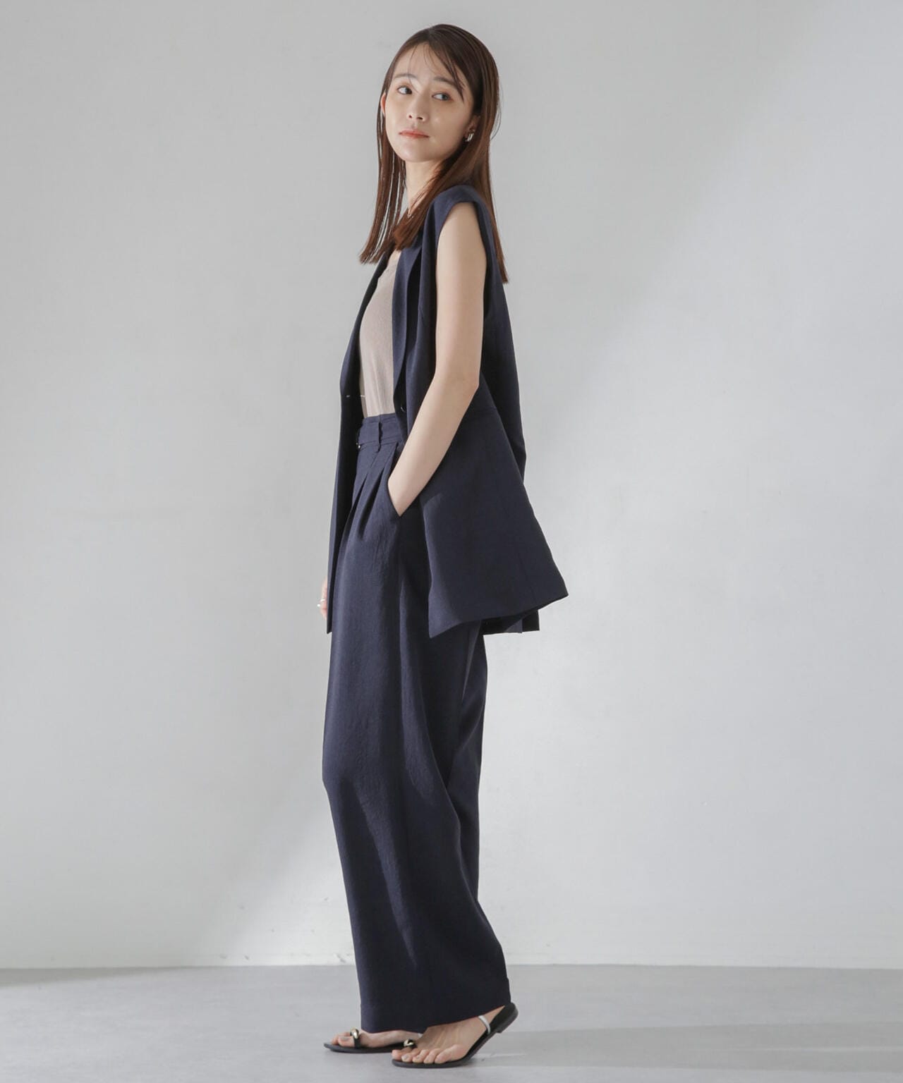 <洗濯機使用可><ノンアイロン>メランジドライ ベルト付きワイドパンツ(セットアップ可) 6694127308