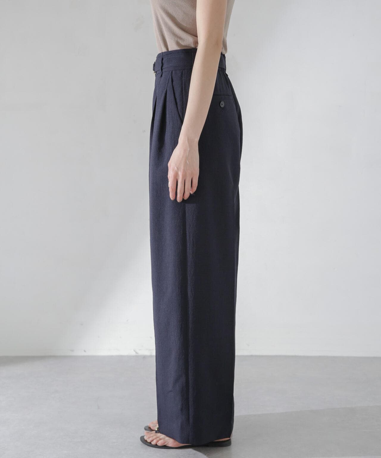 <洗濯機使用可><ノンアイロン>メランジドライ ベルト付きワイドパンツ(セットアップ可) 6694127308