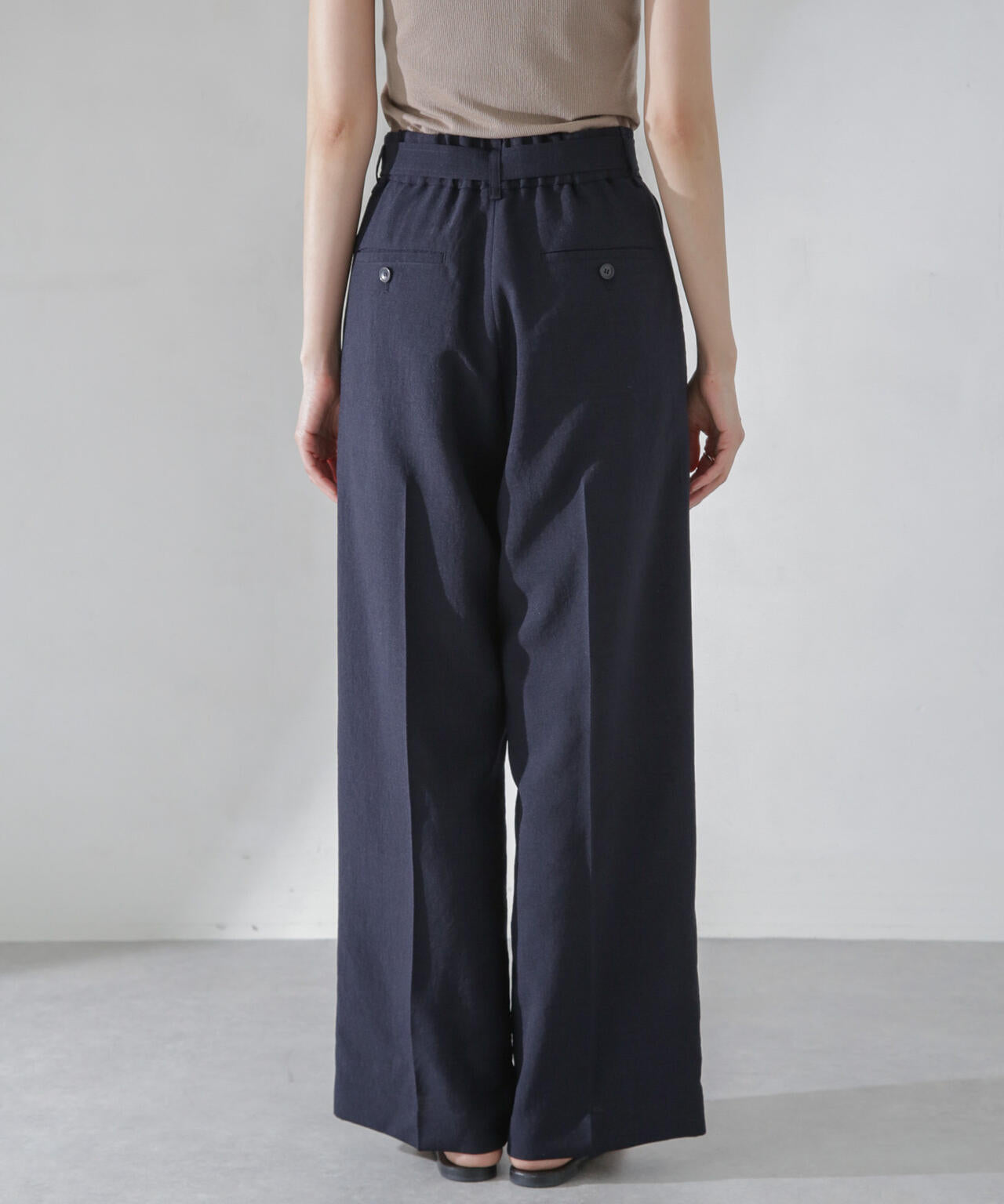 <洗濯機使用可><ノンアイロン>メランジドライ ベルト付きワイドパンツ(セットアップ可) 6694127308
