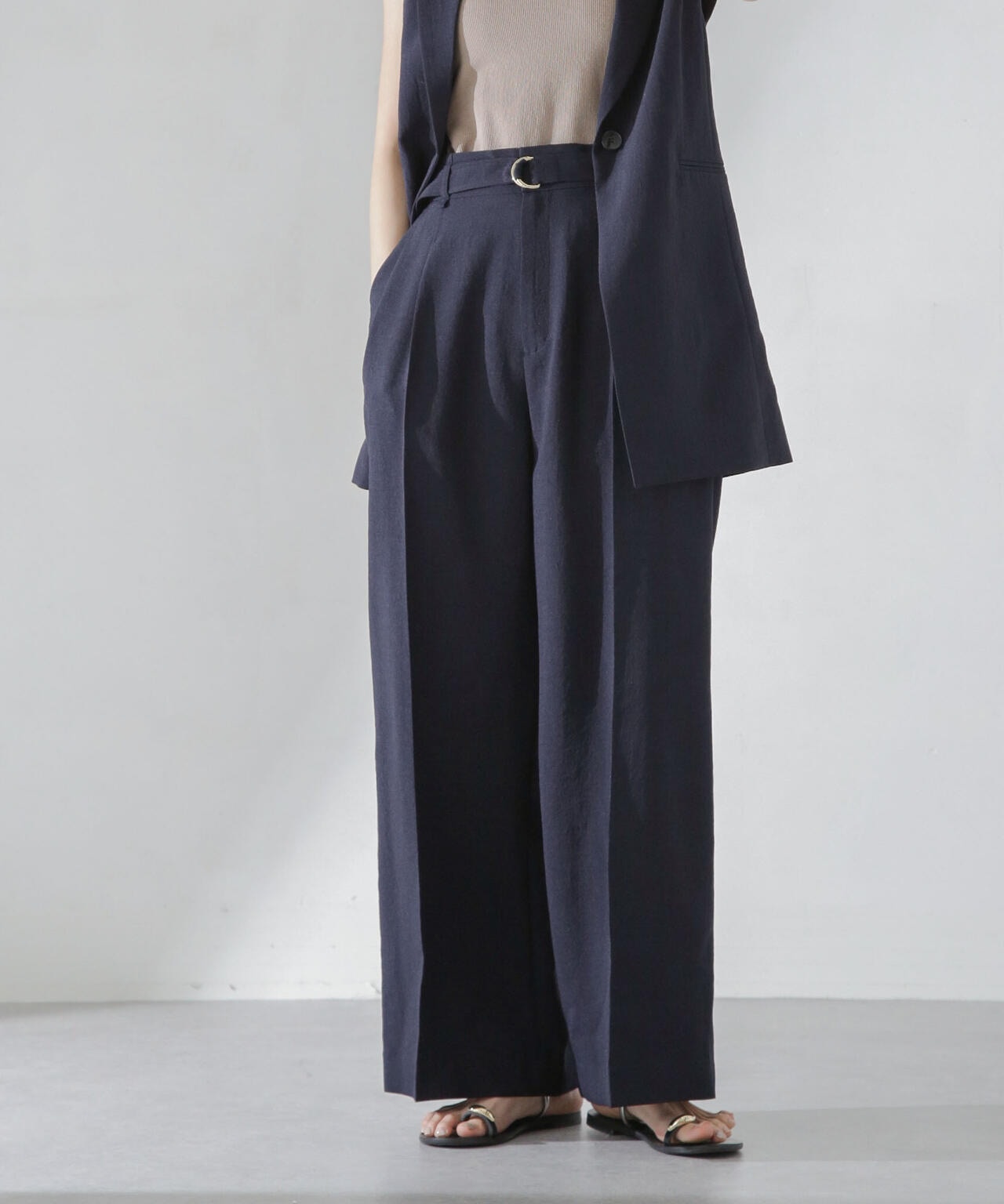 <洗濯機使用可><ノンアイロン>メランジドライ ベルト付きワイドパンツ(セットアップ可) 6694127308