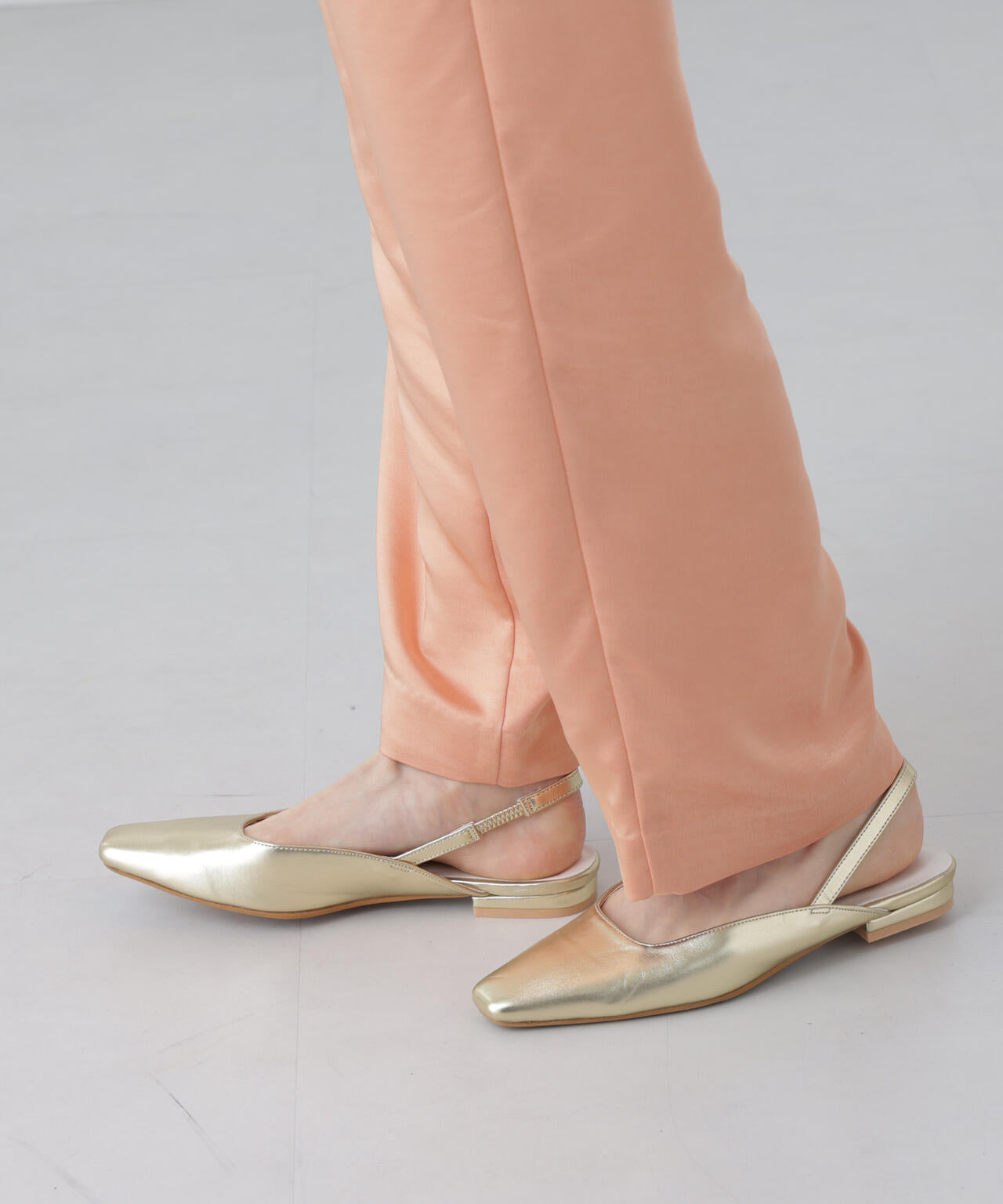 バックストラップスクエアトゥサンダル 6694133302