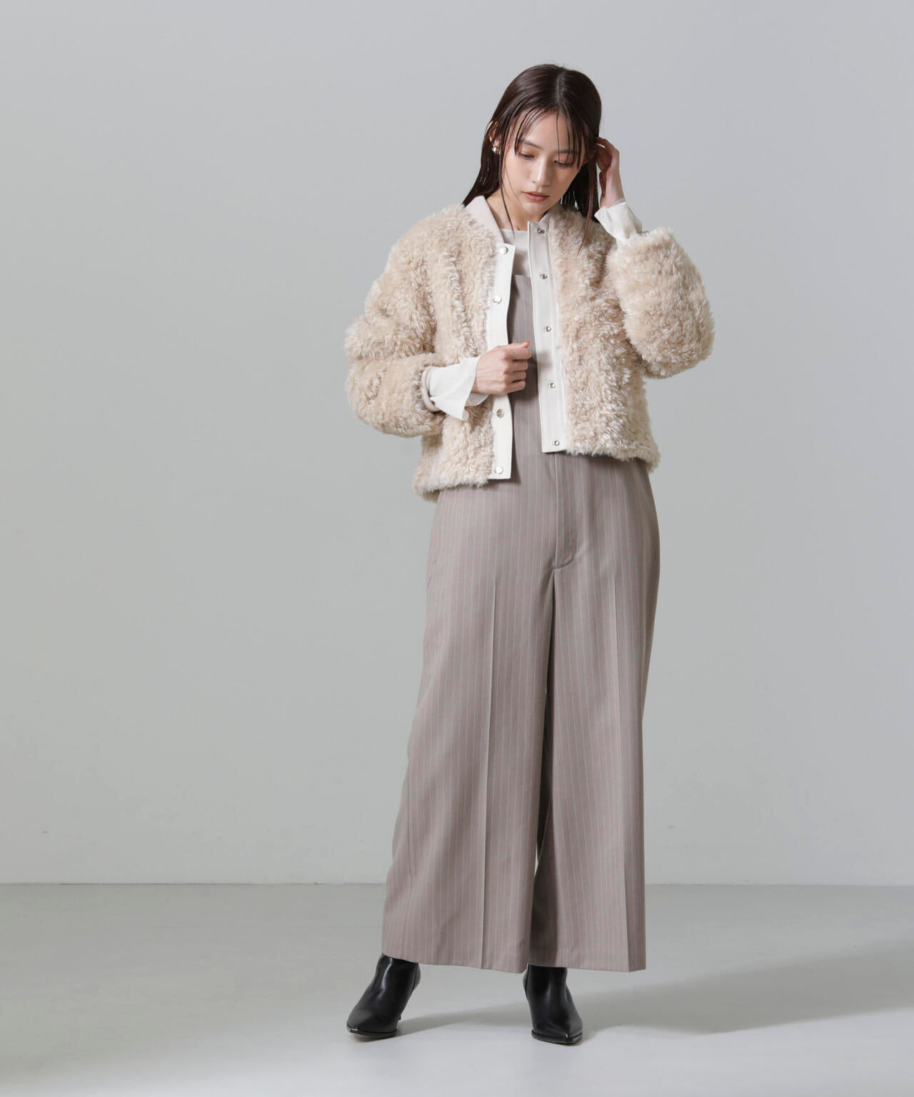 カーリーファーショートブルゾン 6694212300