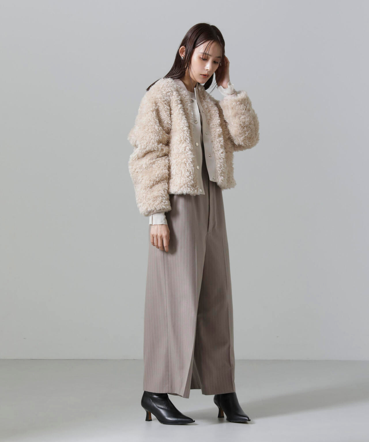 カーリーファーショートブルゾン 6694212300