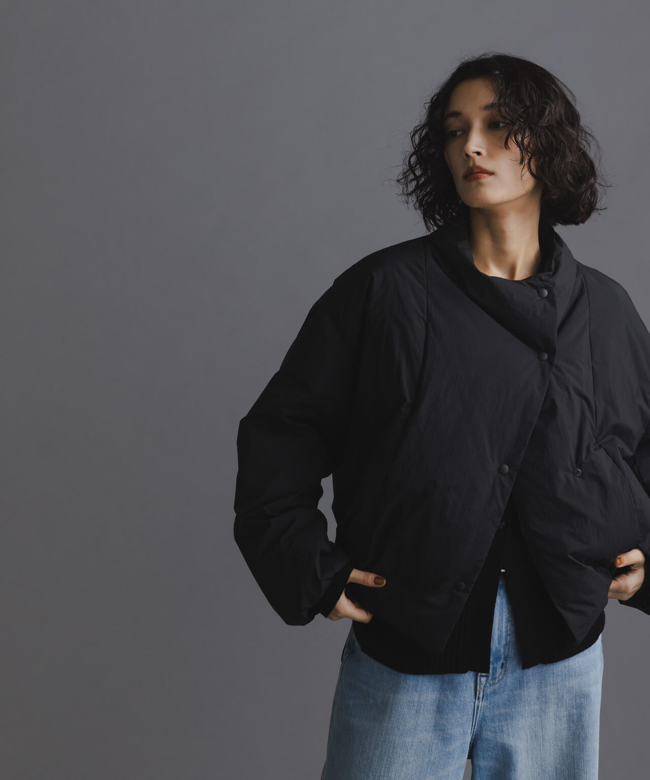 「西川ダウン(R)」ハイネックショートジャケット 6694214305