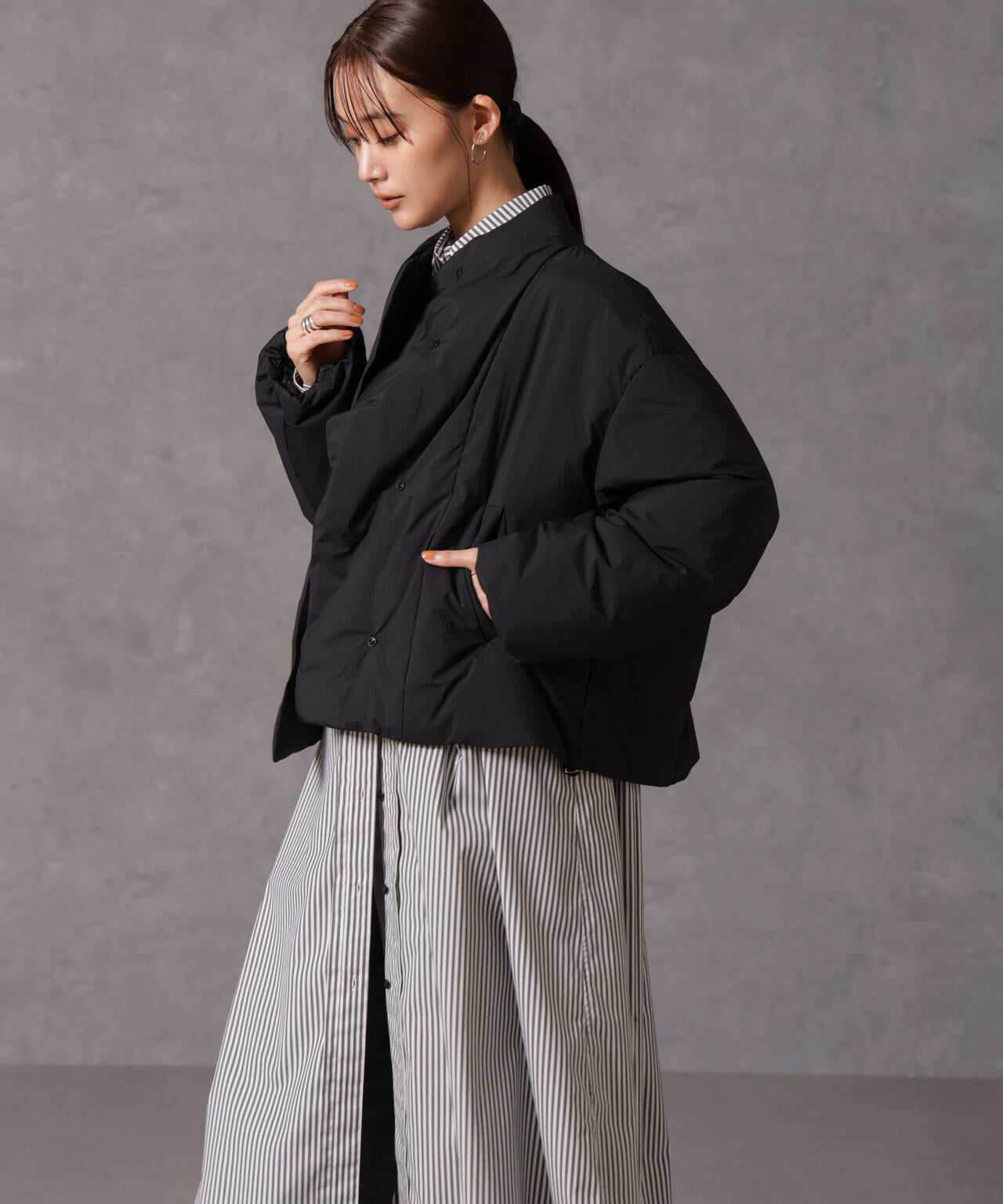 「西川ダウン(R)」ハイネックショートジャケット 6694214305