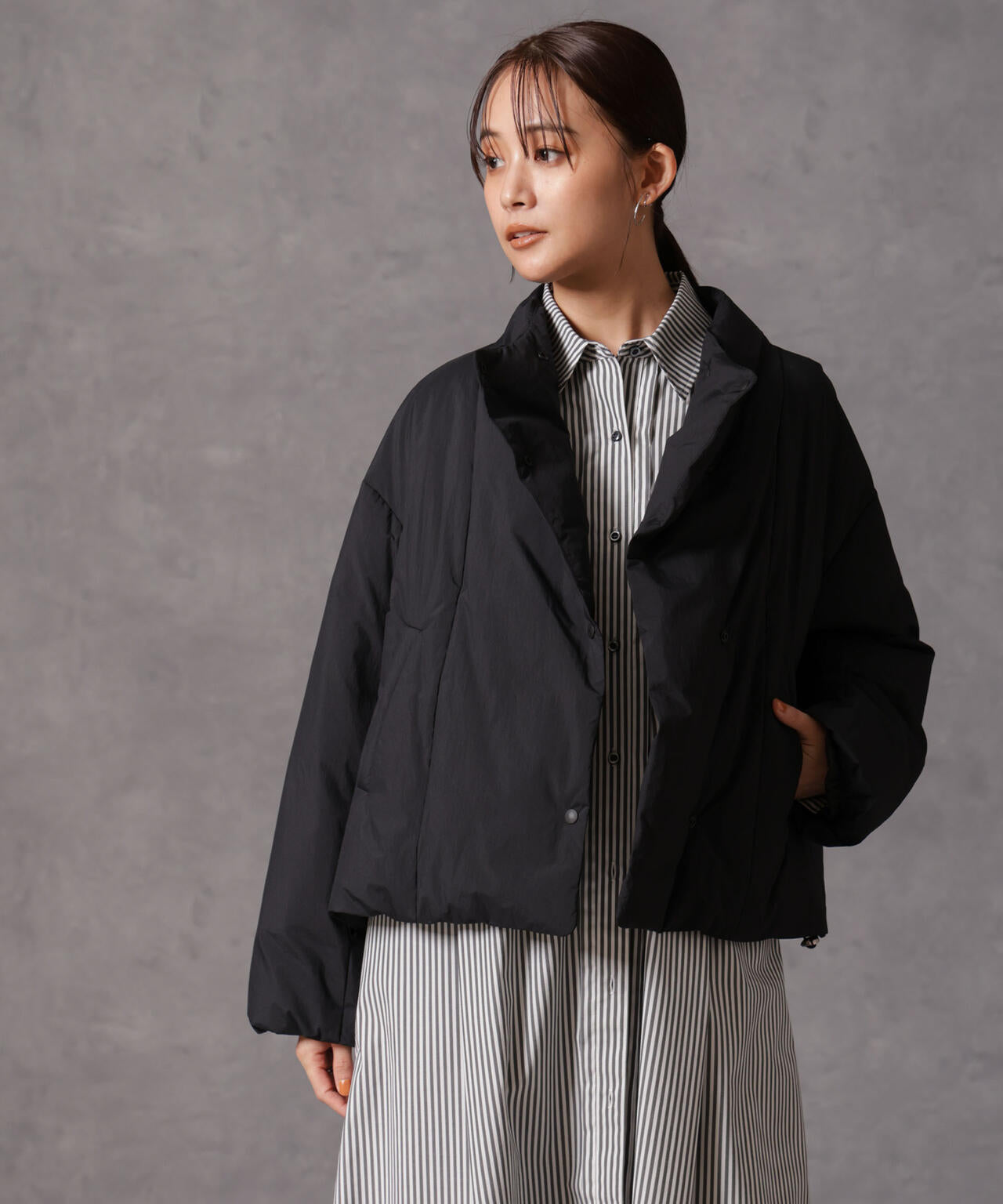 「西川ダウン(R)」ハイネックショートジャケット 6694214305