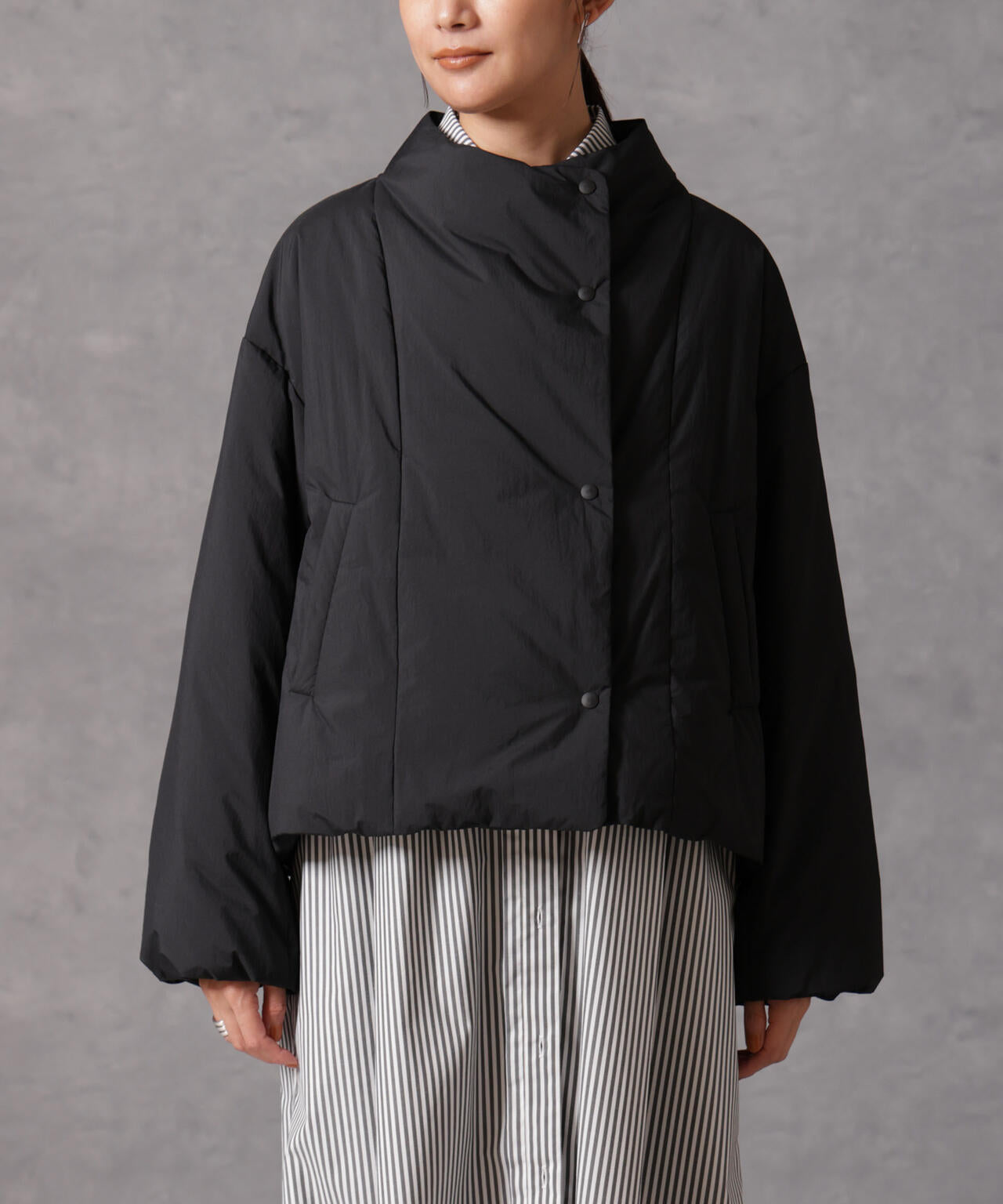 「西川ダウン(R)」ハイネックショートジャケット 6694214305