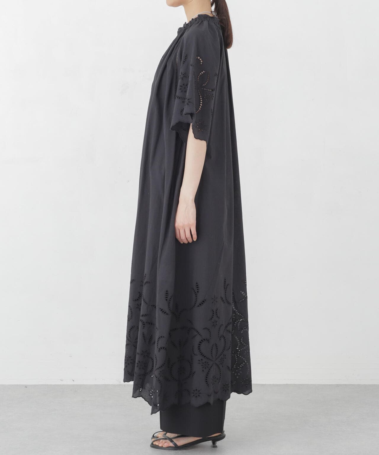 インドシフリー刺繍ワンピース 6694219301