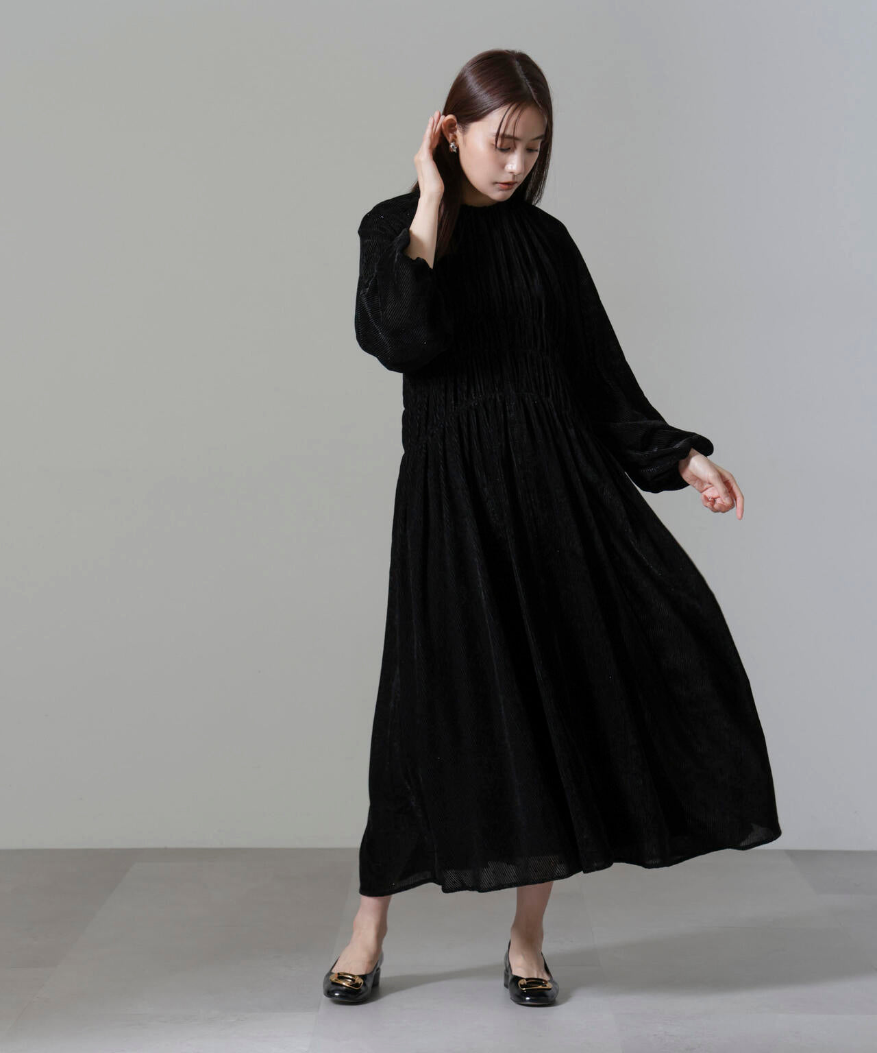 ストライプベロアギャザーワンピース 6694219318