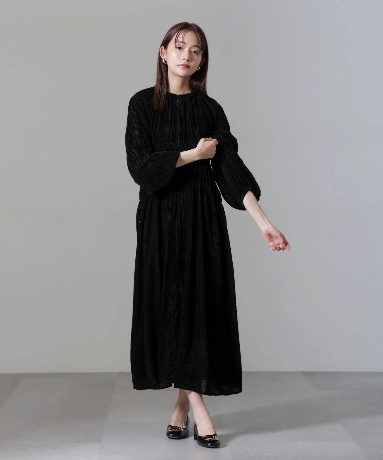 ストライプベロアギャザーワンピース 6694219318