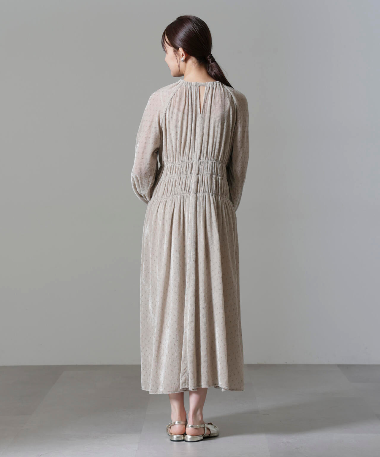 ストライプベロアギャザーワンピース 6694219318