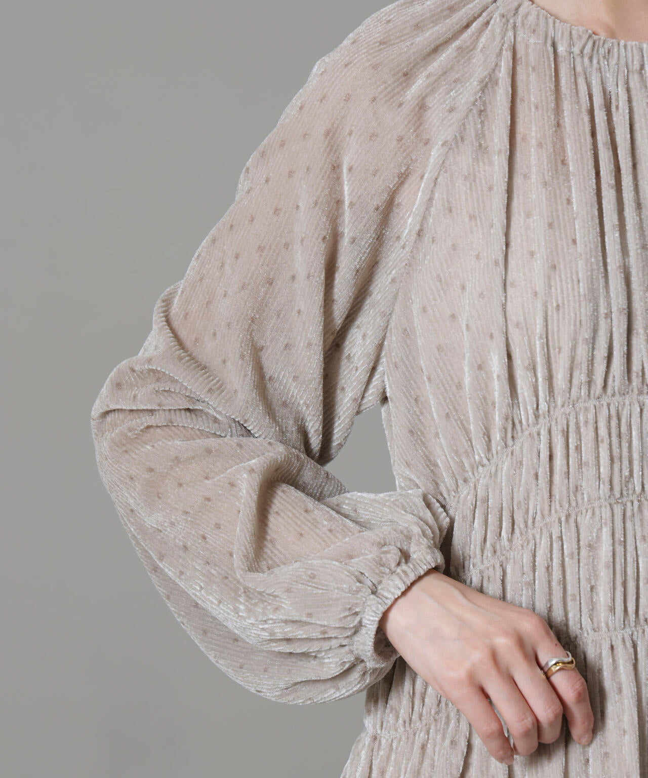 ストライプベロアギャザーワンピース 6694219318