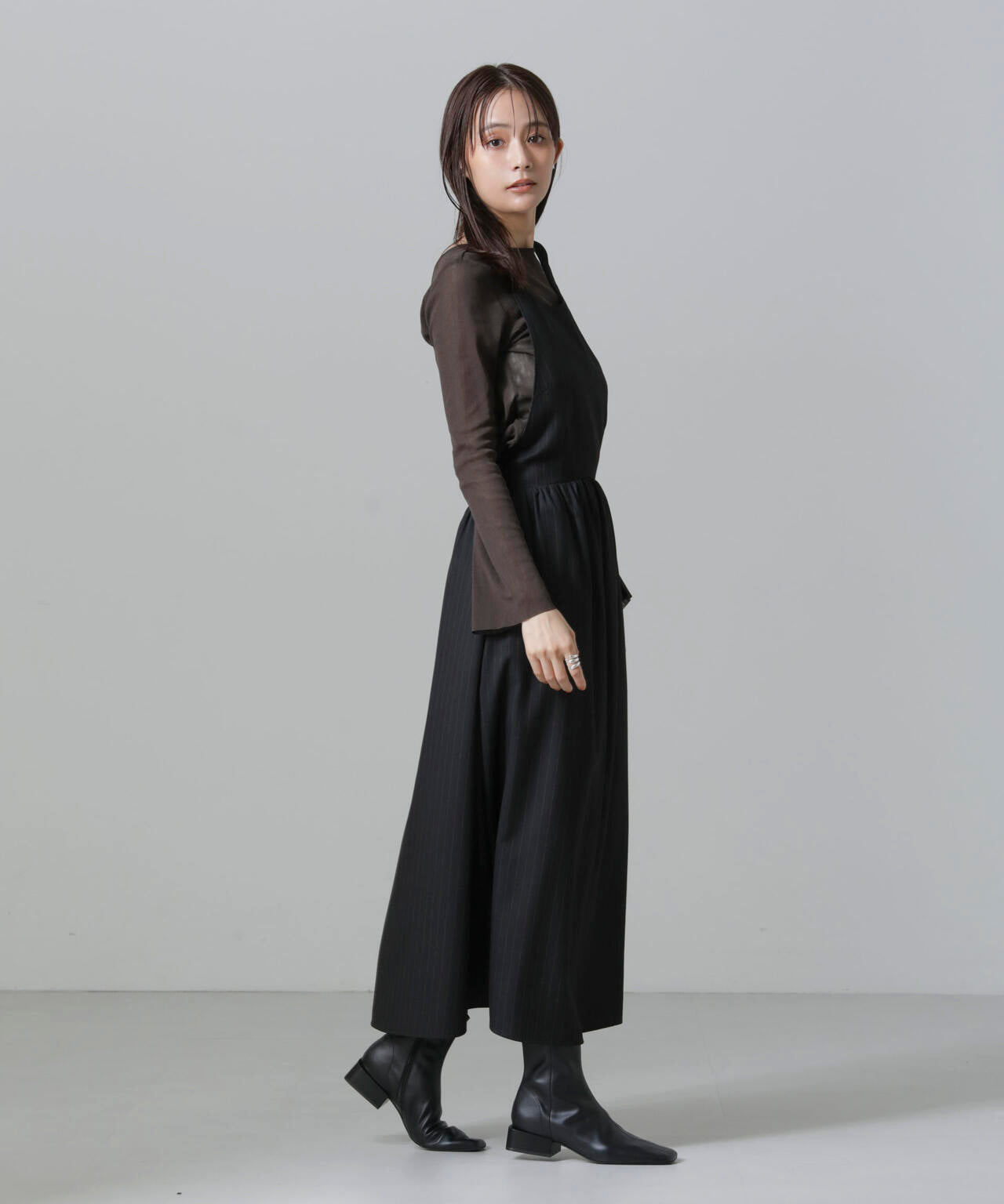 ホルターネックワンピース 6694219325