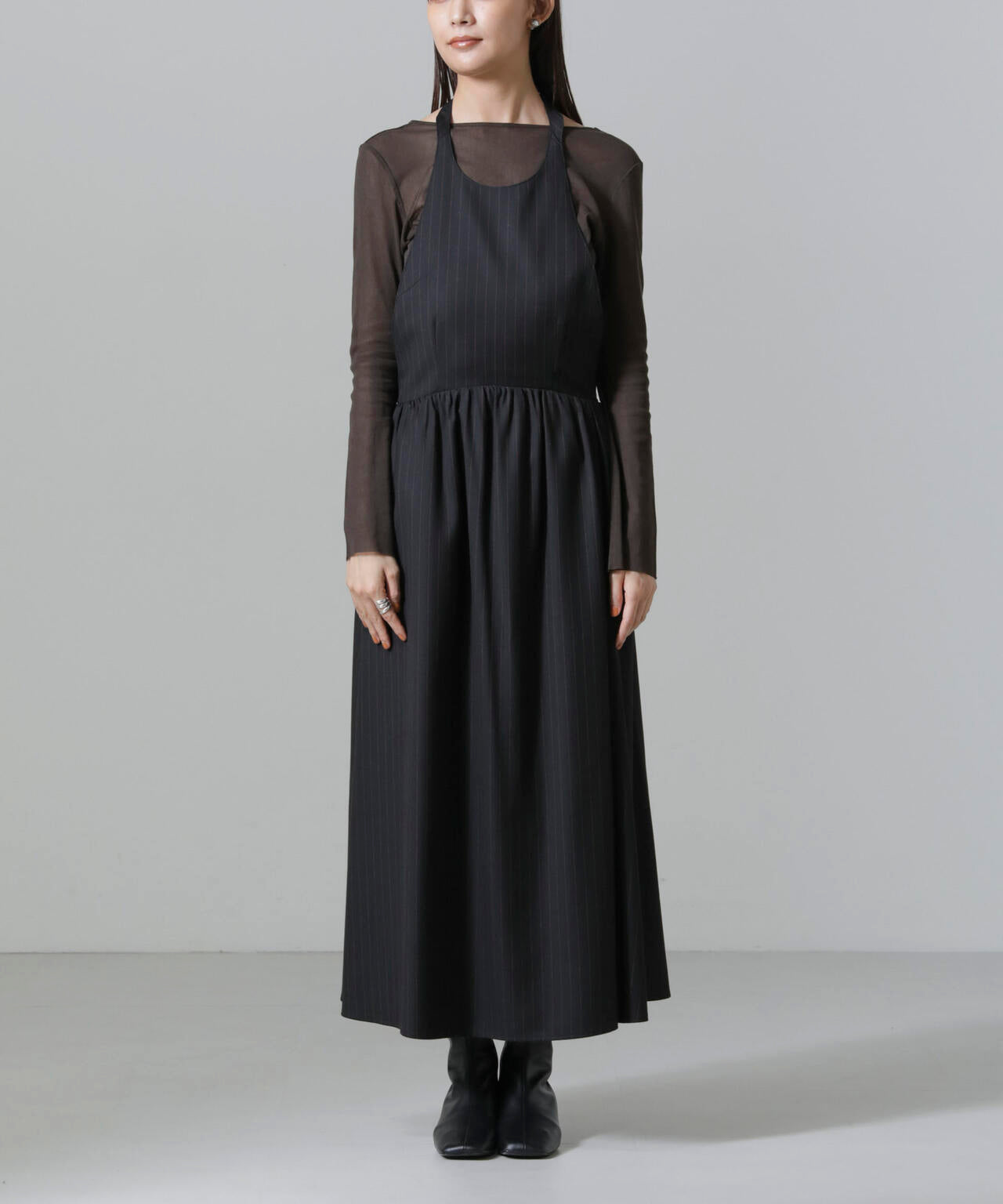 ホルターネックワンピース 6694219325