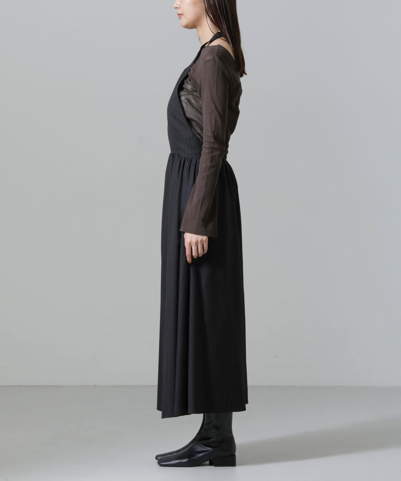 ホルターネックワンピース 6694219325