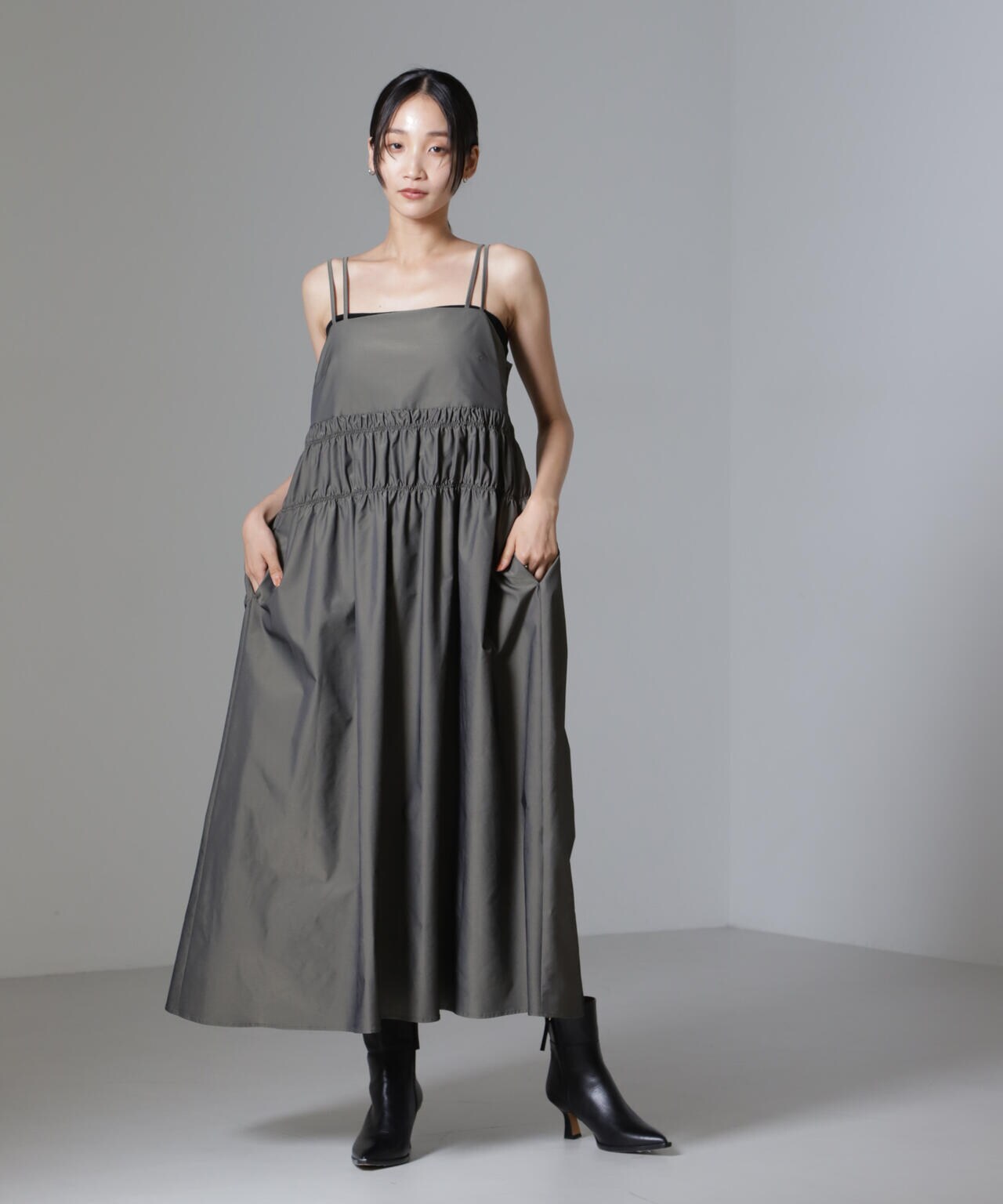 シャンブレータフタキャミワンピース 6694219326