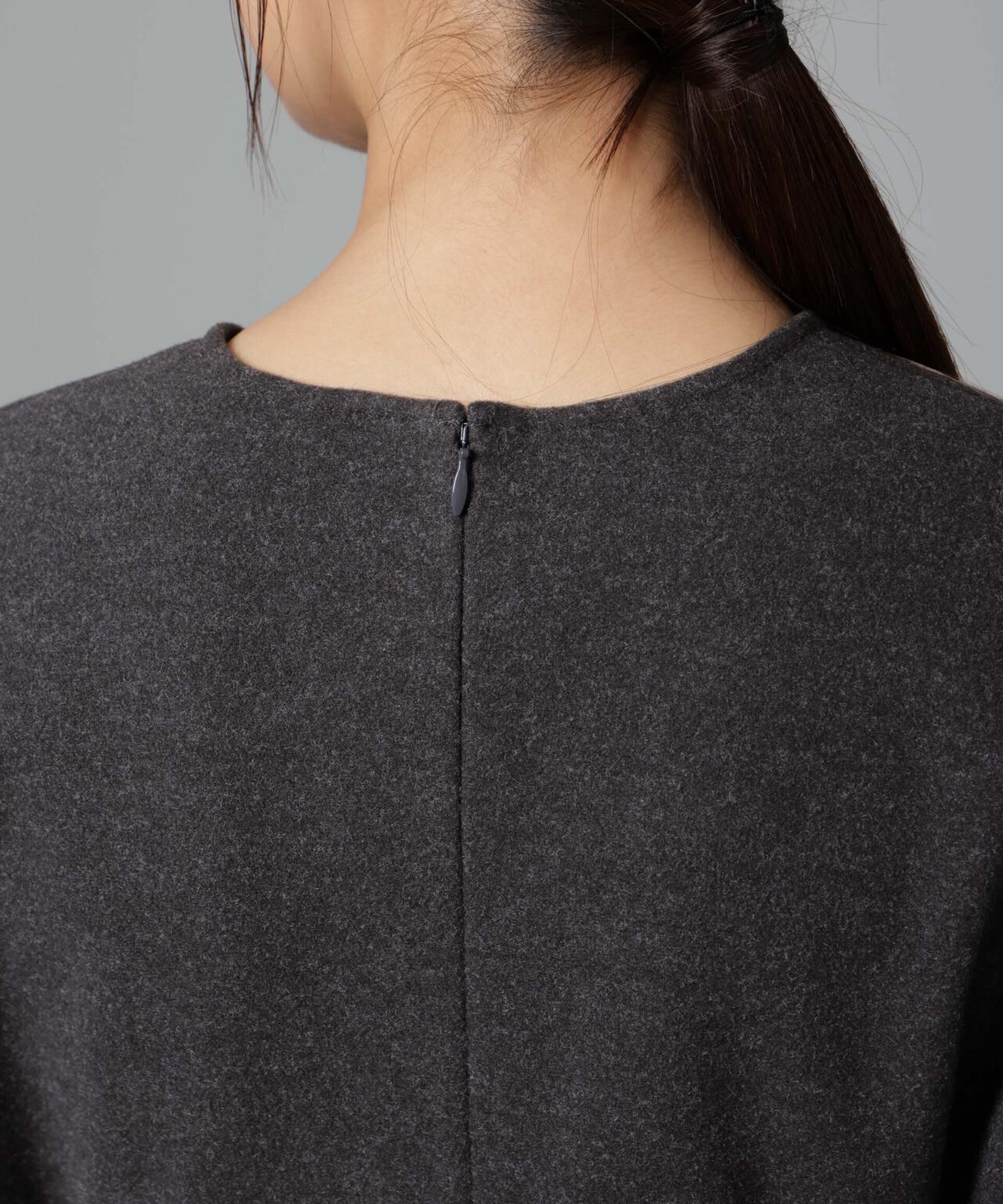 ニードルジャージーVネックタックワンピース 6694219333