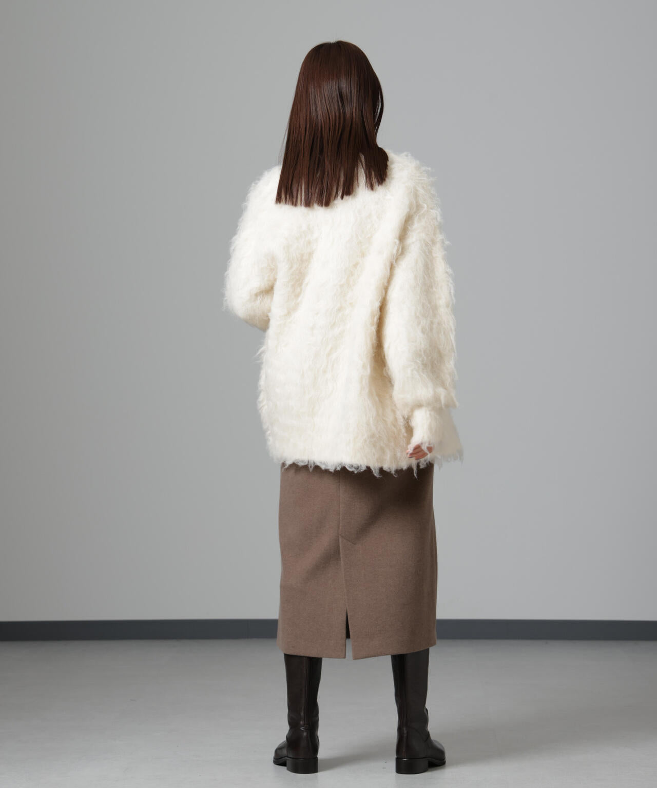 ニードルジャージーVネックタックワンピース 6694219333