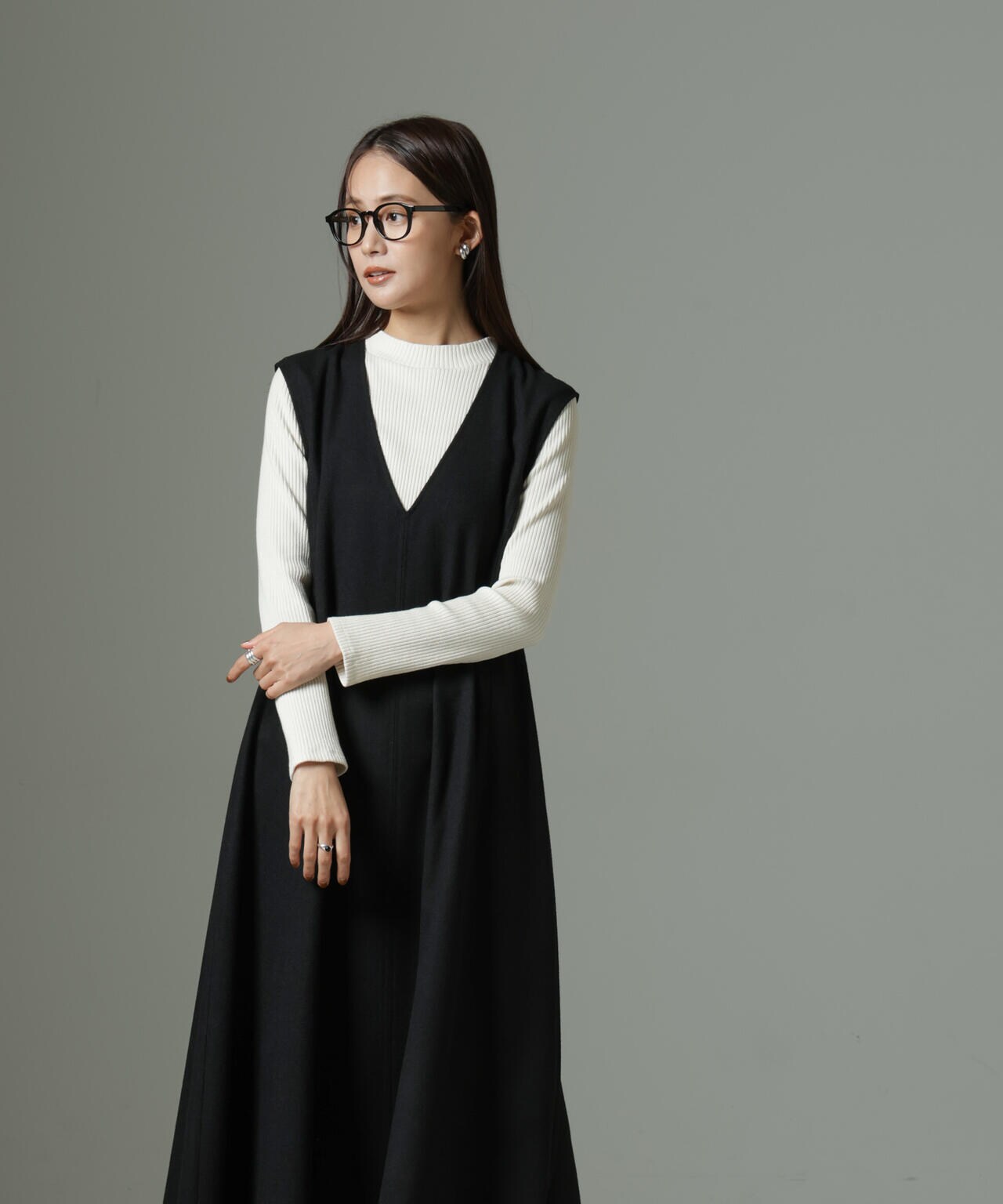 Vネックジャンパースカート 6694219348