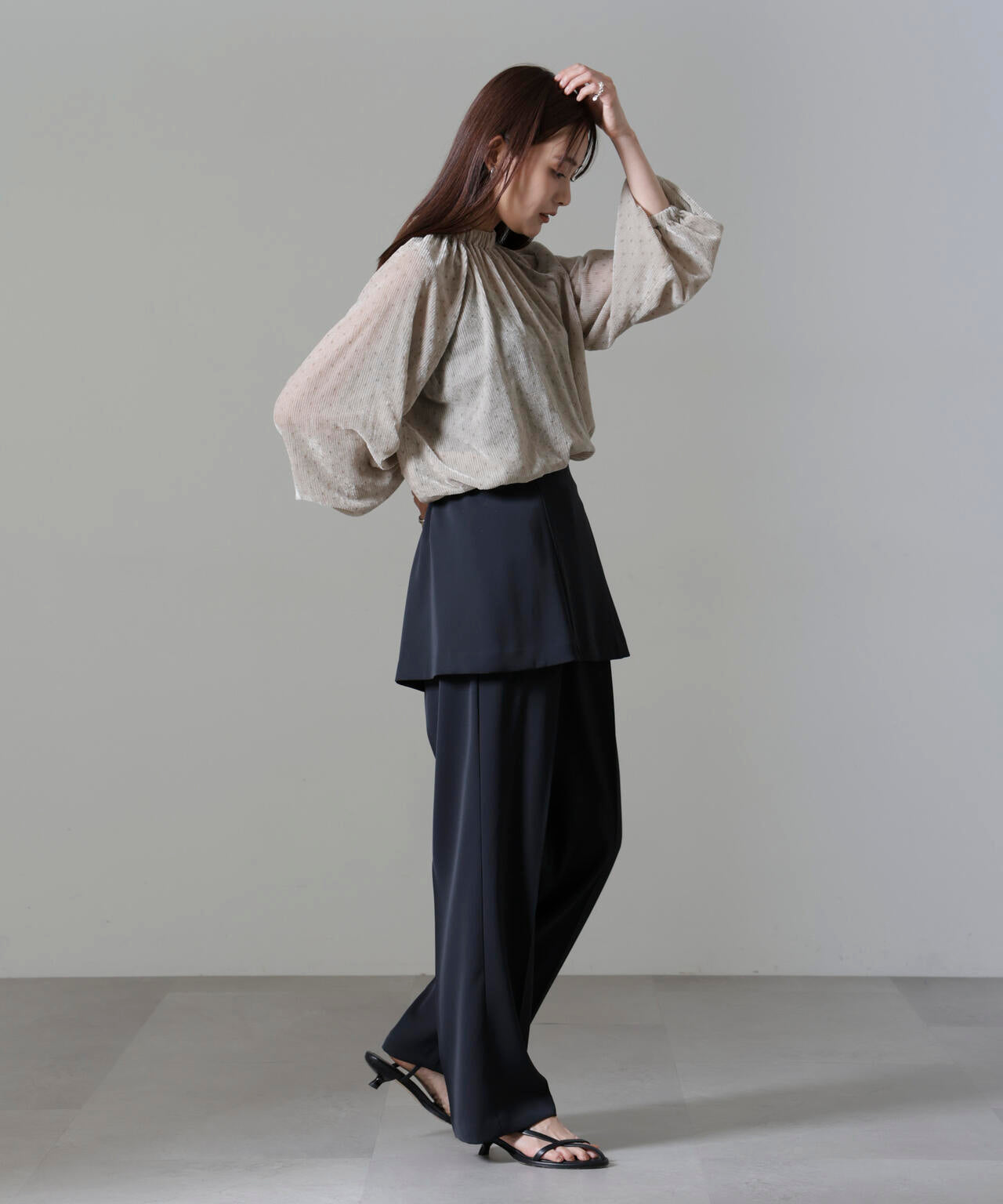 ストライプベロア前後2WAYブラウス 6694220302