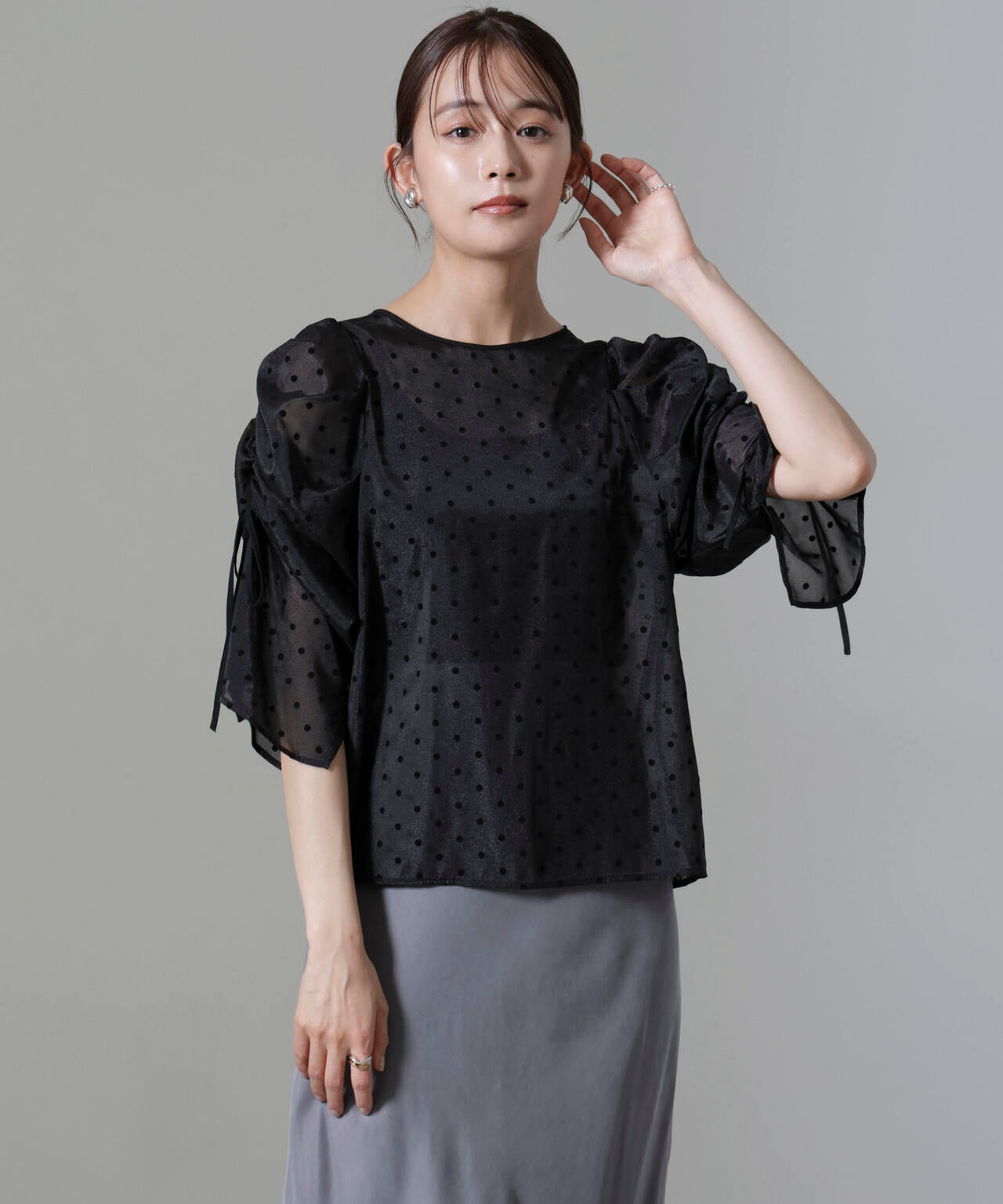 フロッキードットリボンスリーブブラウス 6694220309