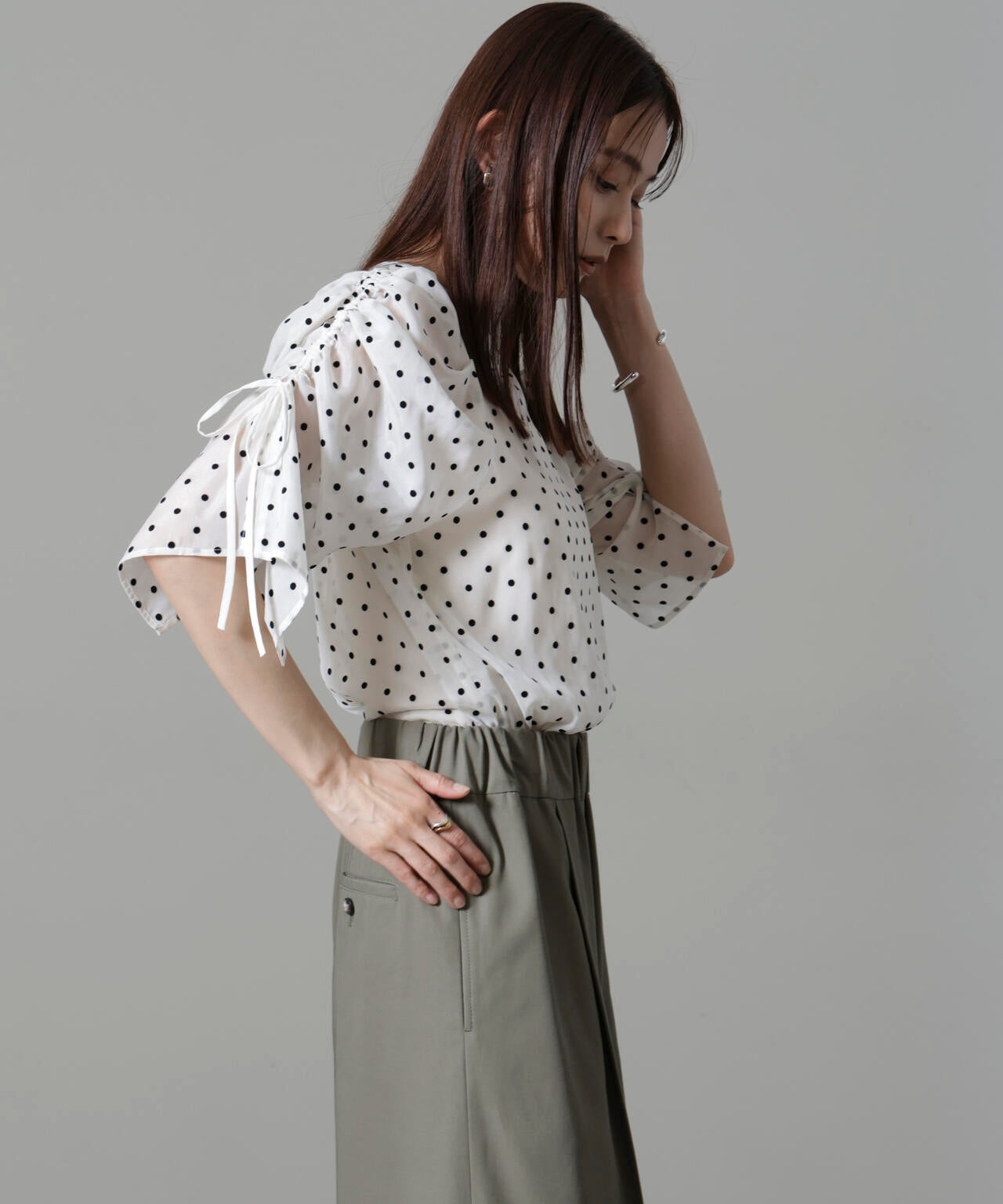 フロッキードットリボンスリーブブラウス 6694220309