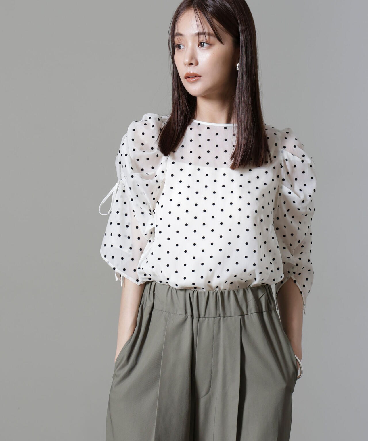 フロッキードットリボンスリーブブラウス 6694220309