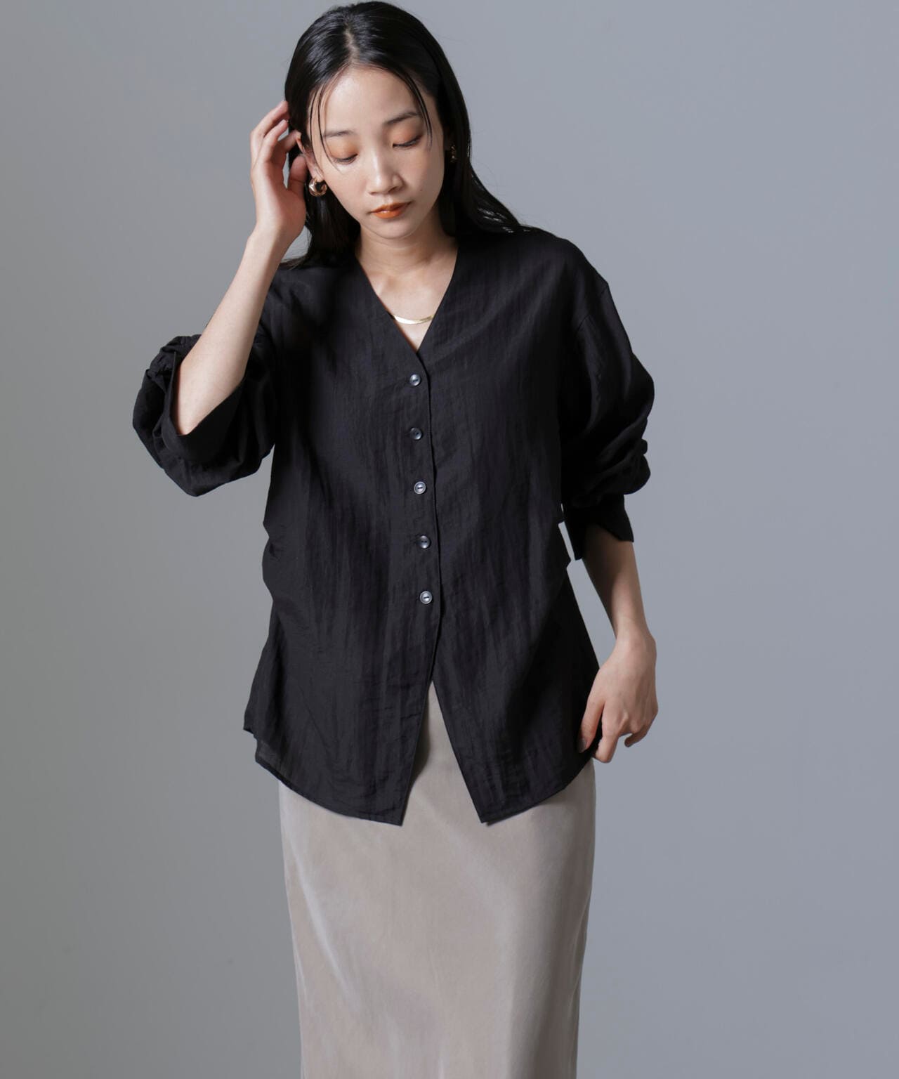 ギャザースリーブコンシャスブラウス 6694220324