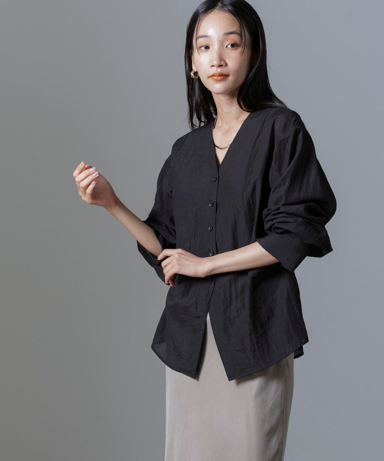 ギャザースリーブコンシャスブラウス 6694220324