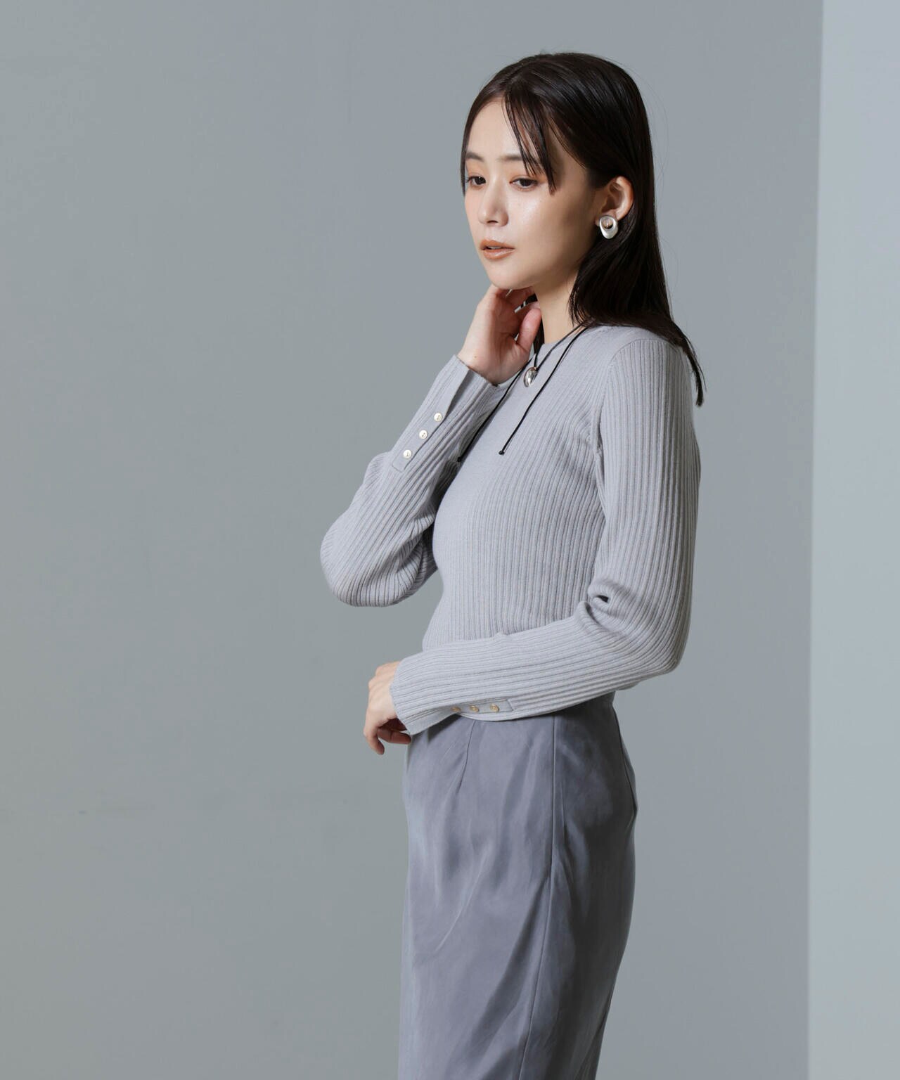 毛玉レスニットクルーネックリブプルオーバー 6694222301