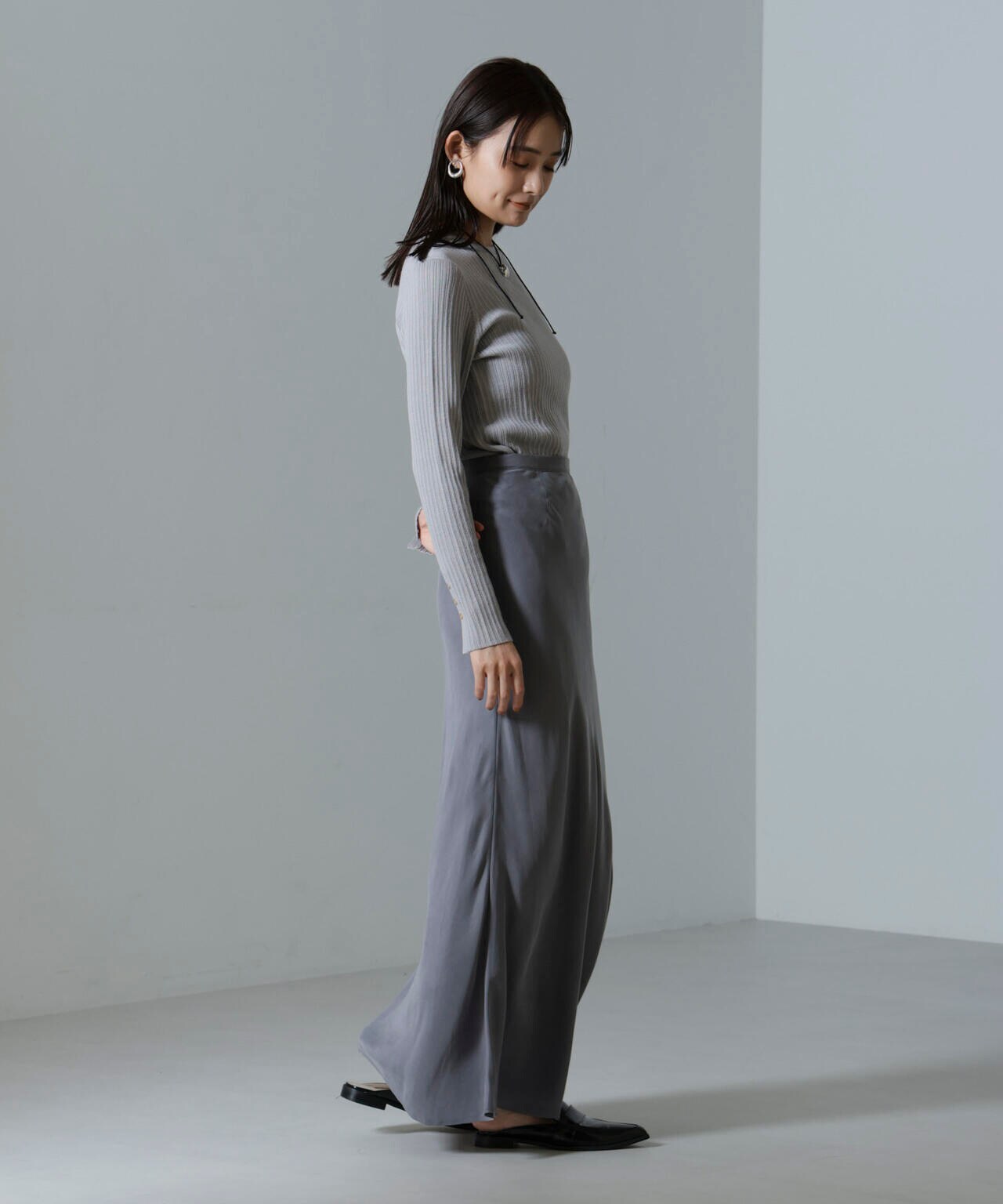 毛玉レスニットクルーネックリブプルオーバー 6694222301