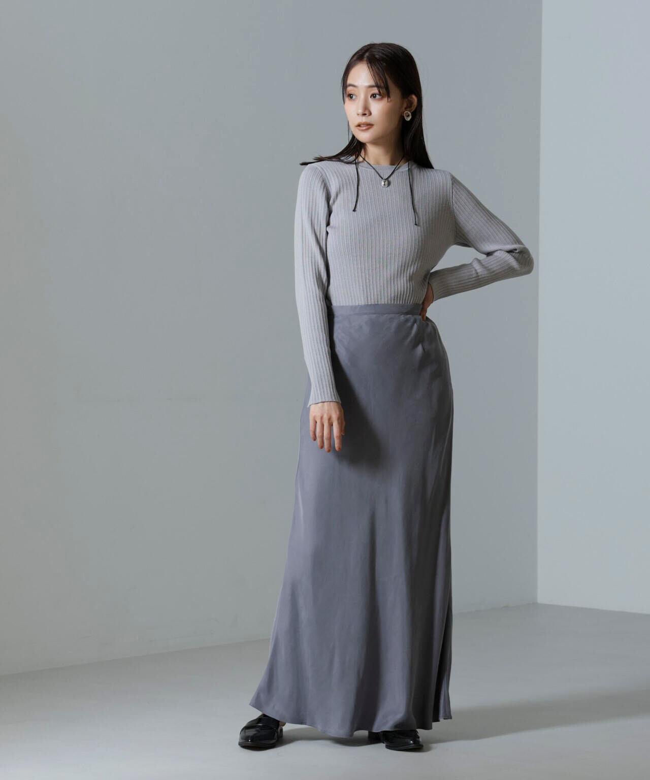 毛玉レスニットクルーネックリブプルオーバー 6694222301