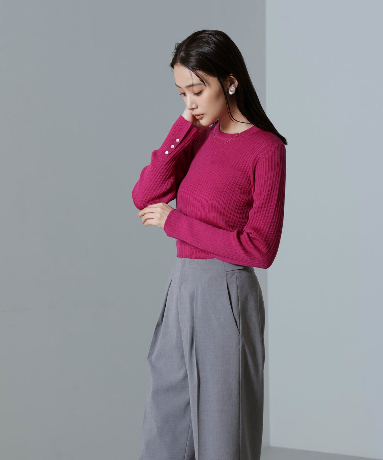 毛玉レスニットクルーネックリブプルオーバー 6694222301