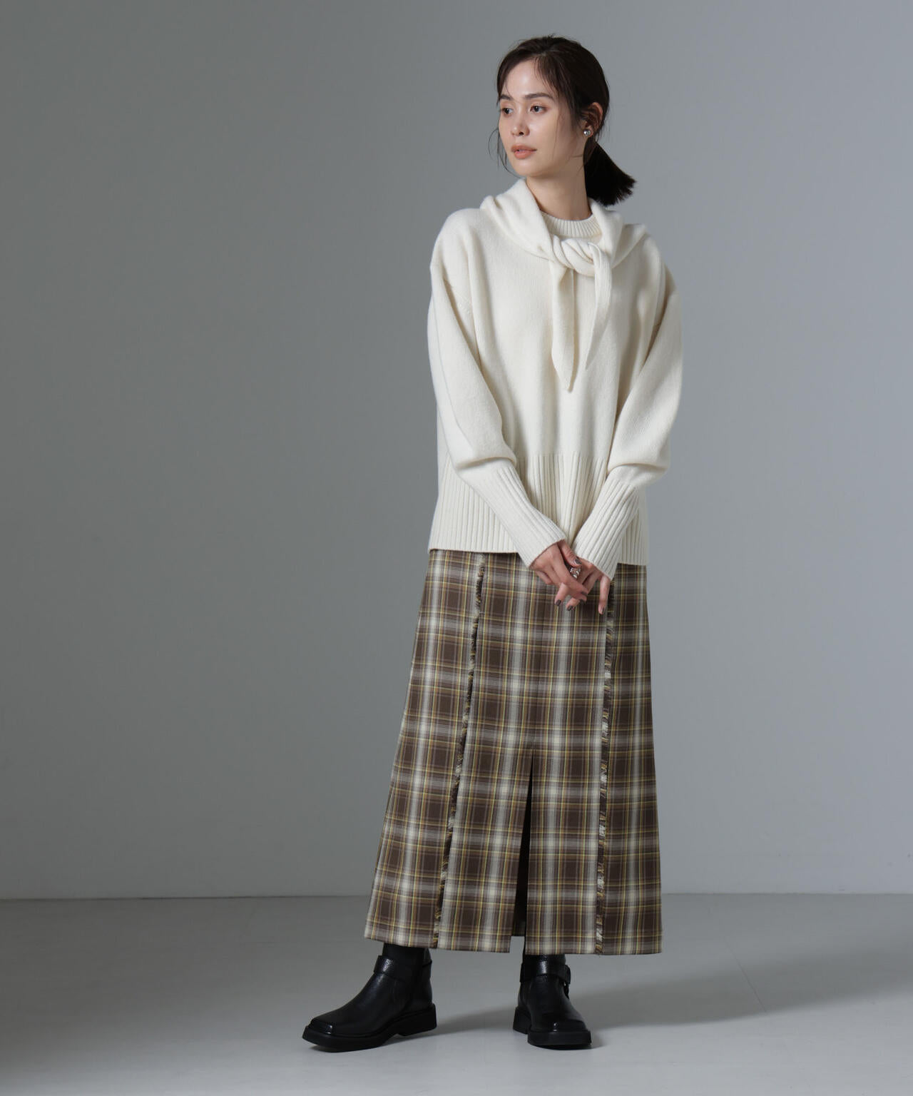 AQUAウールカシミヤクルーネックニット 6694222303