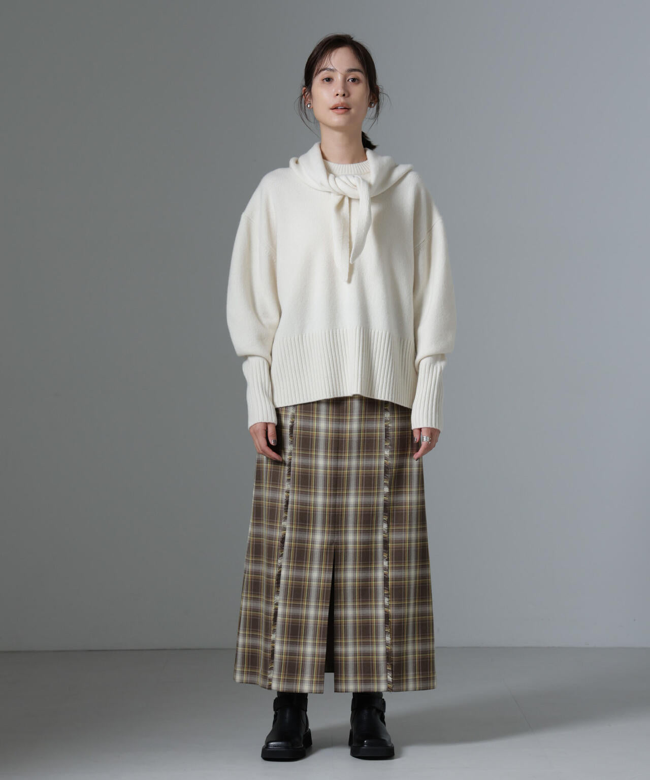 AQUAウールカシミヤクルーネックニット 6694222303