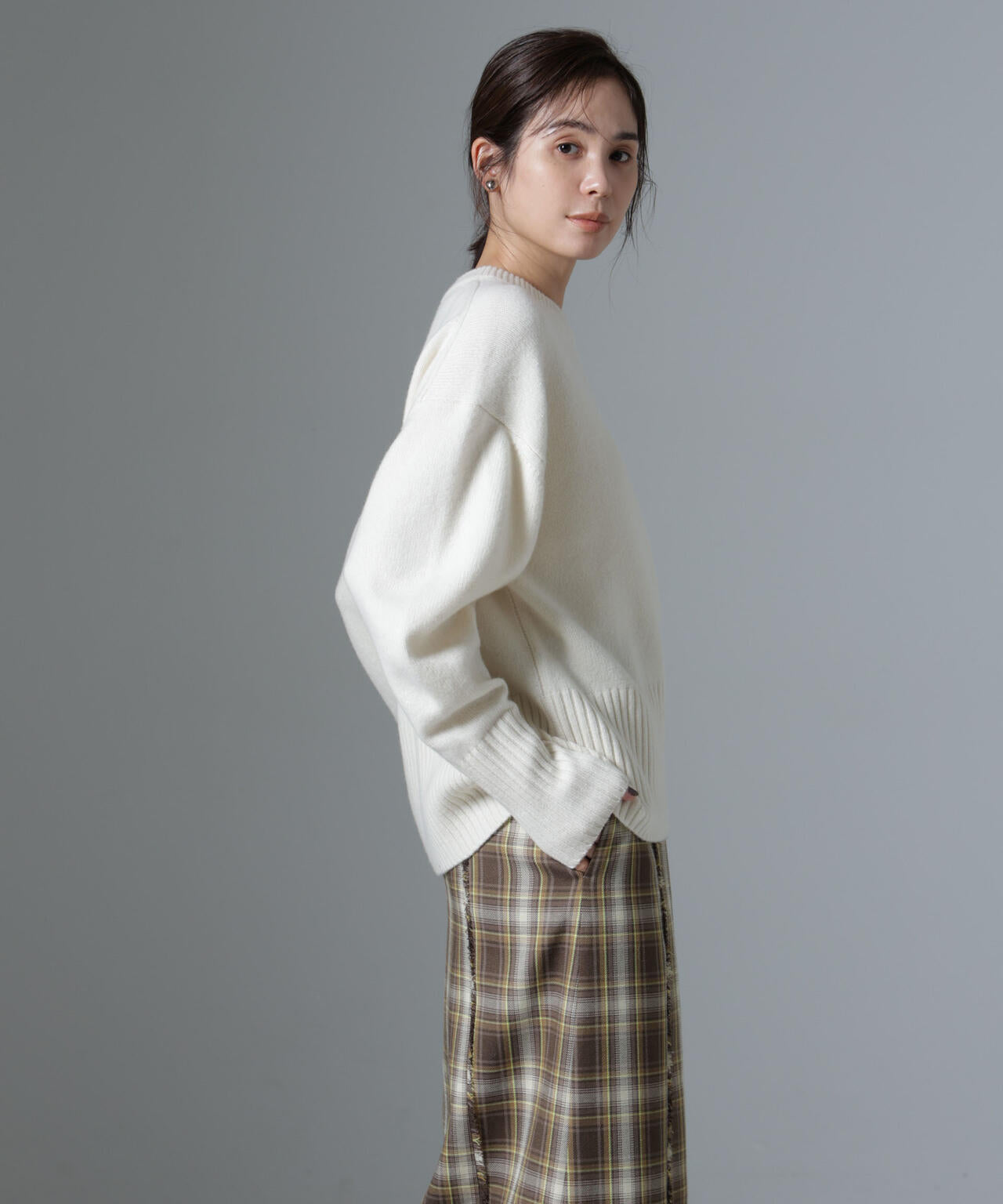 AQUAウールカシミヤクルーネックニット 6694222303