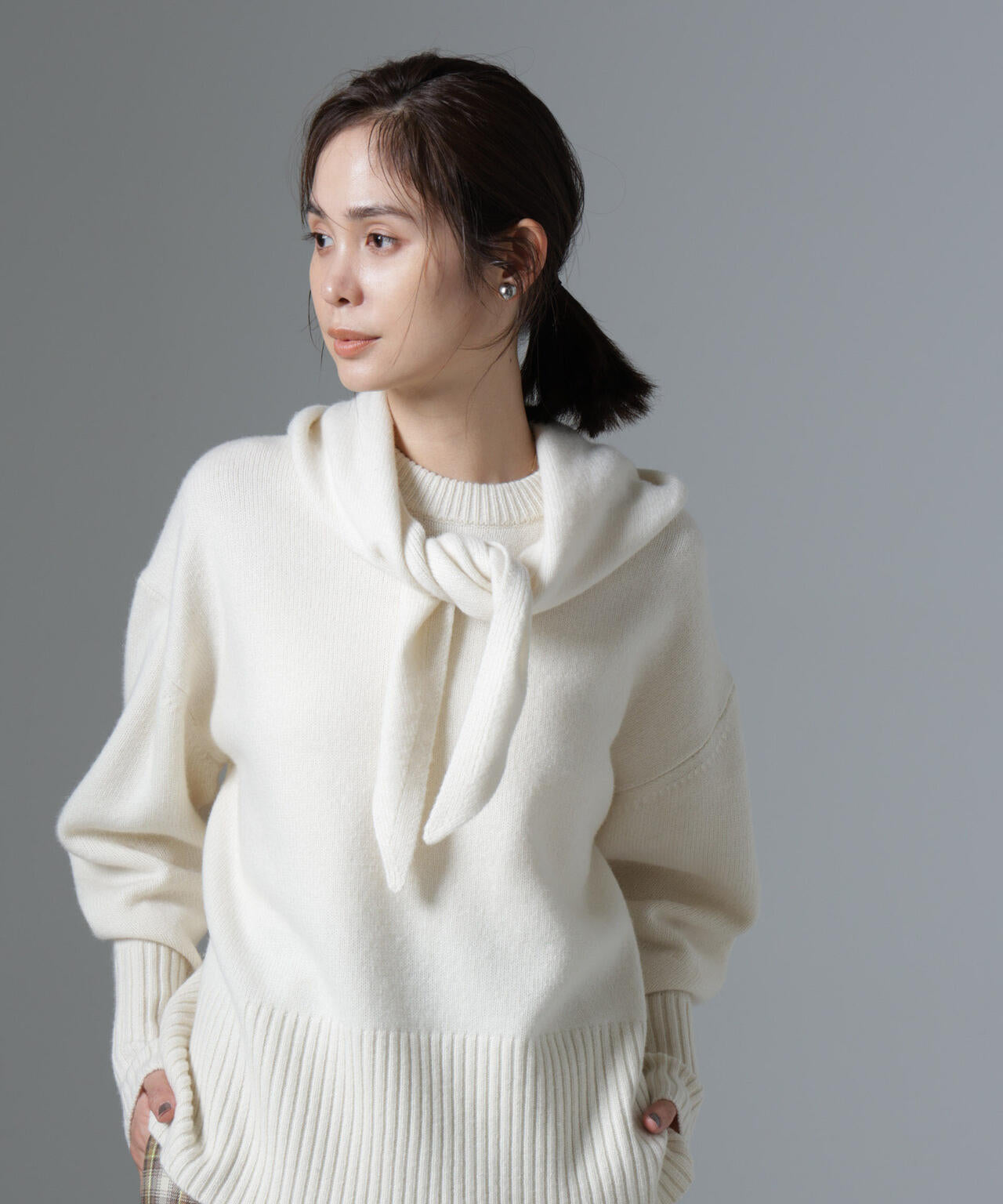 AQUAウールカシミヤクルーネックニット 6694222303