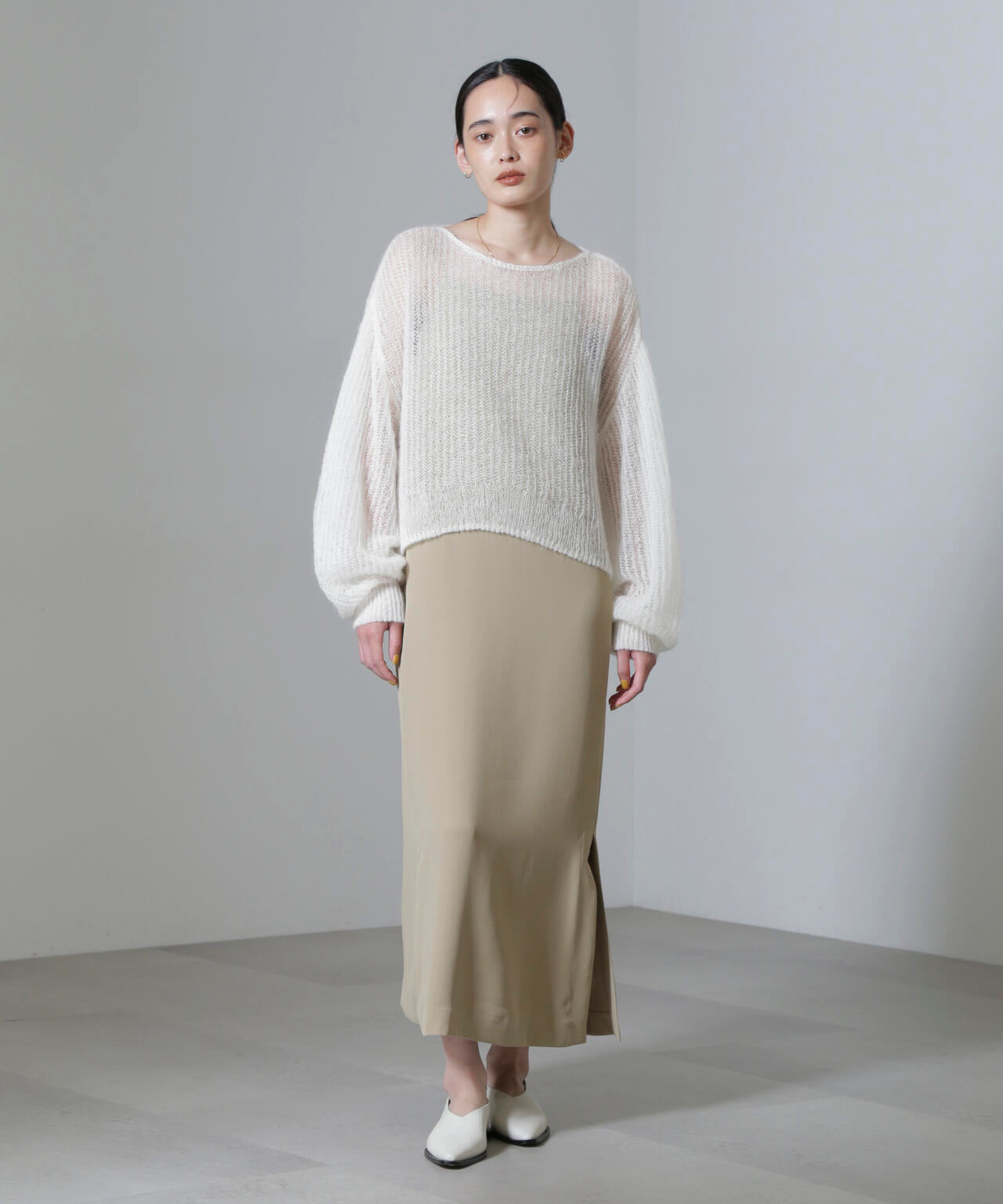 モヘヤ混ボリュームスリーブシアーニット 6694222308