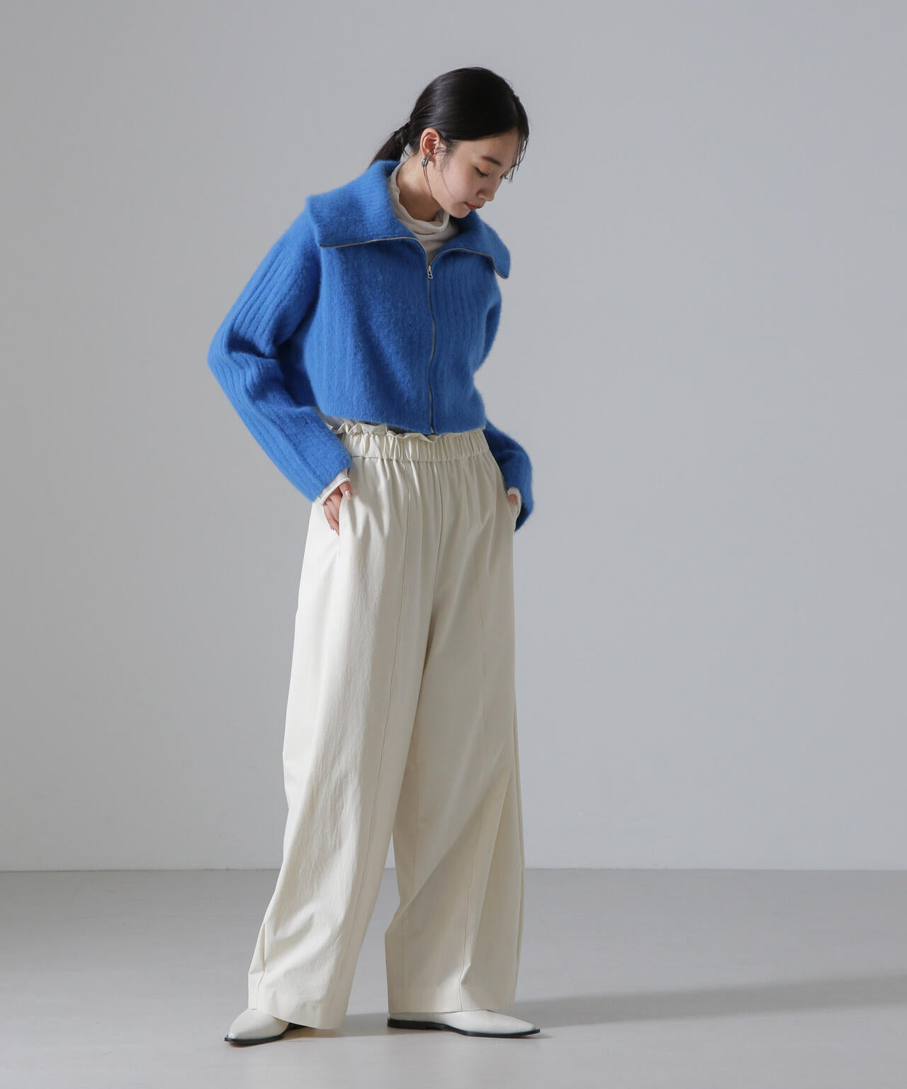 フォックスカシミヤショートジップカーディガン 6694222310