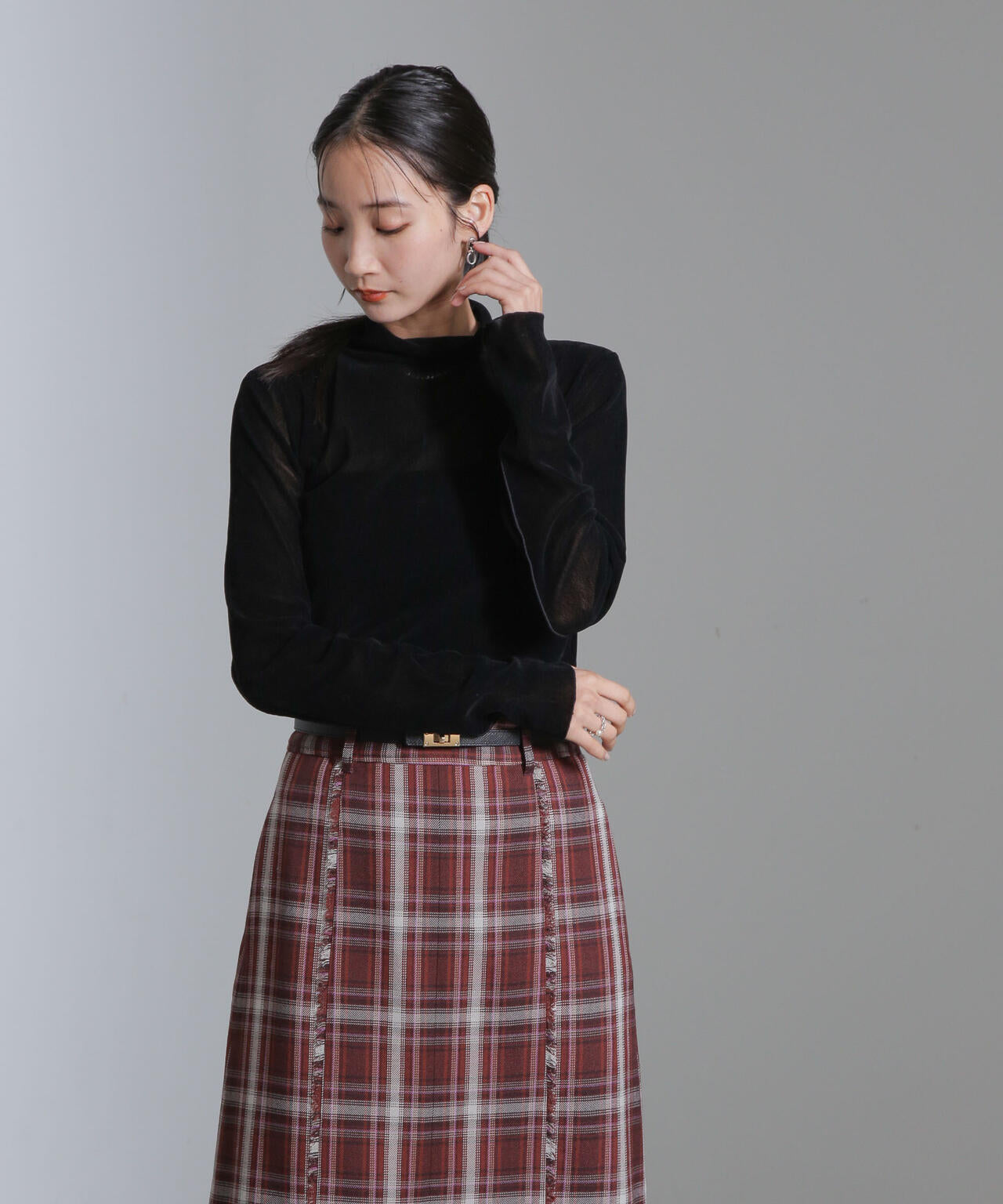 ベロアチュールタートルプルオーバー 6694223305