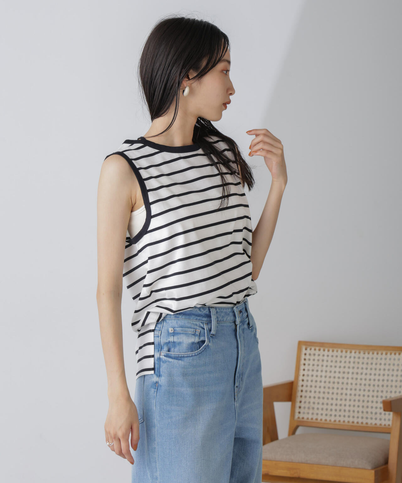 ホルターネックノースリーブプルオーバー 6694224309