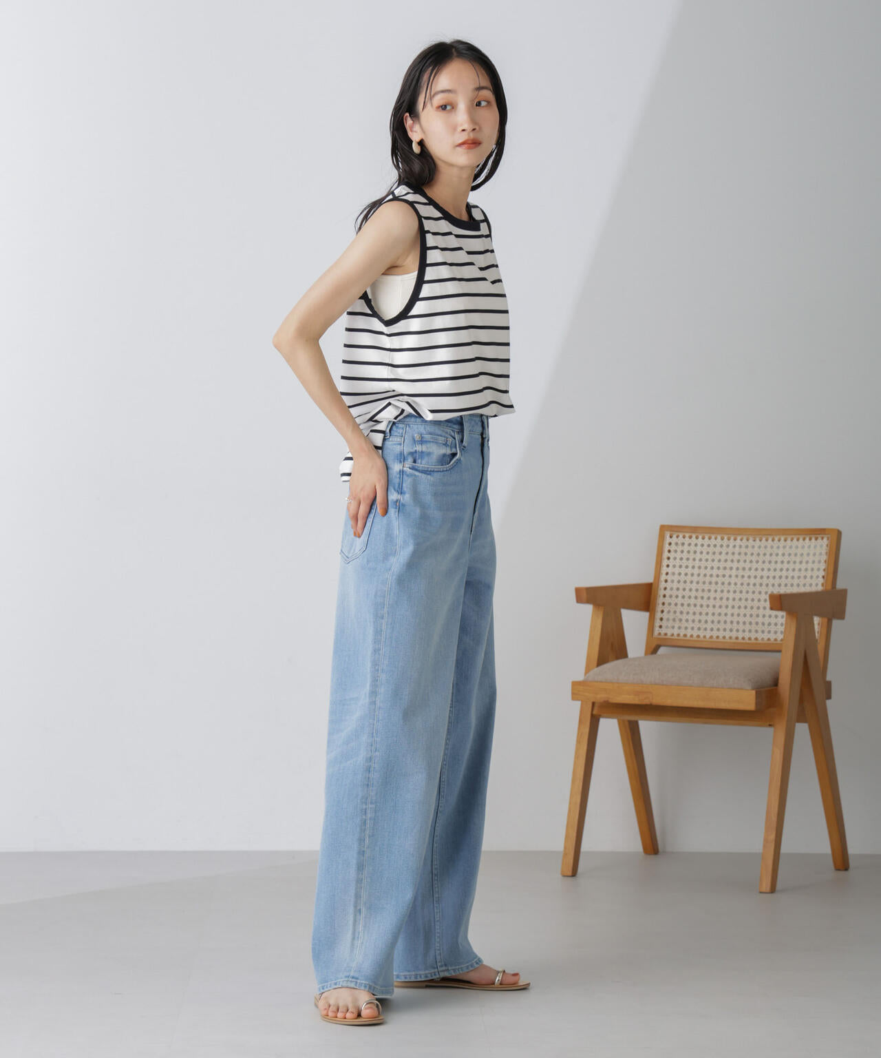 ホルターネックノースリーブプルオーバー 6694224309