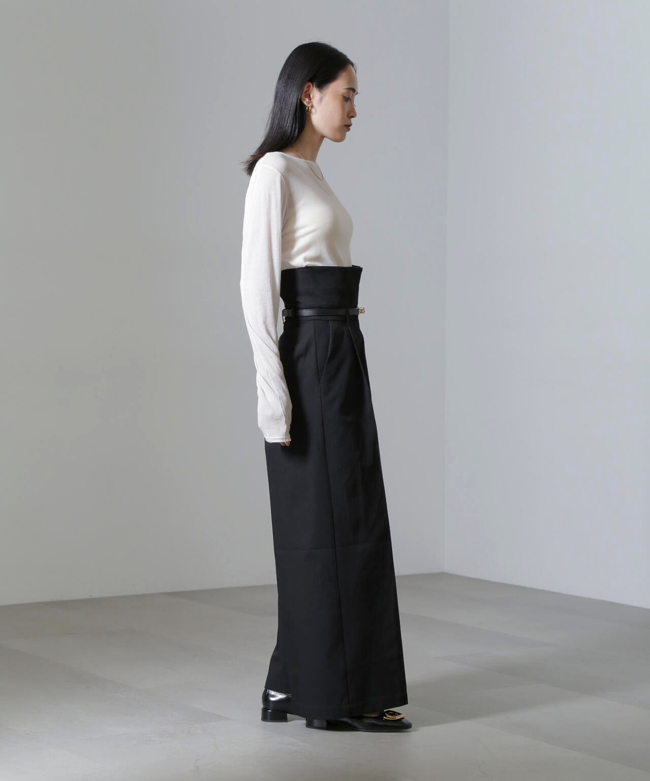 ハイウエストセンタープレスパンツ 6694227307