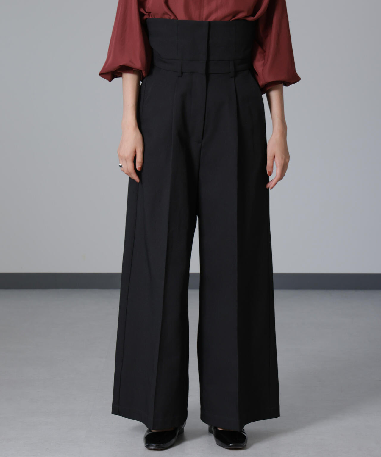 ハイウエストセンタープレスパンツ 6694227307